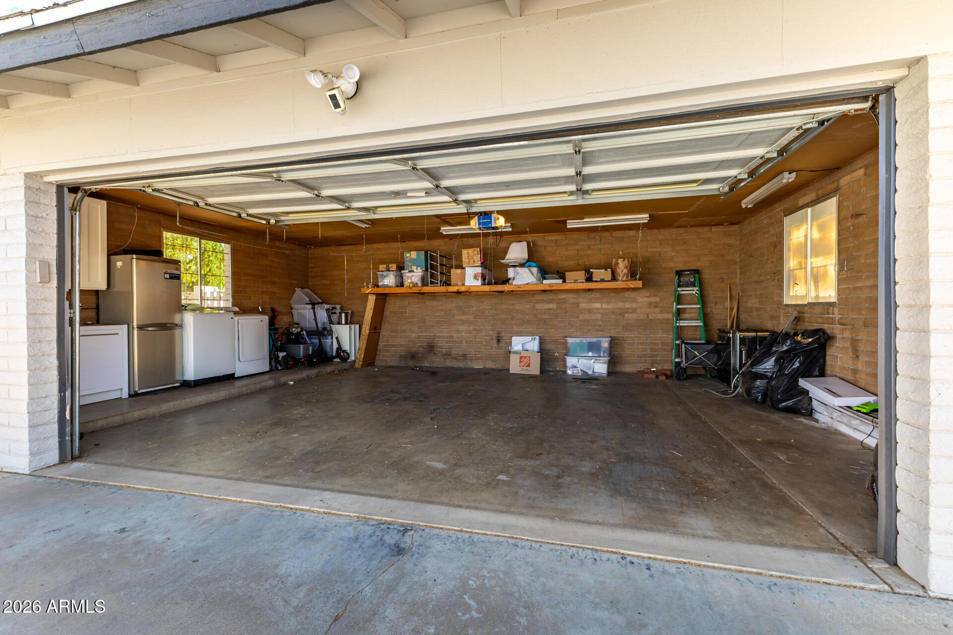 2419 W SHAW BUTTE Drive