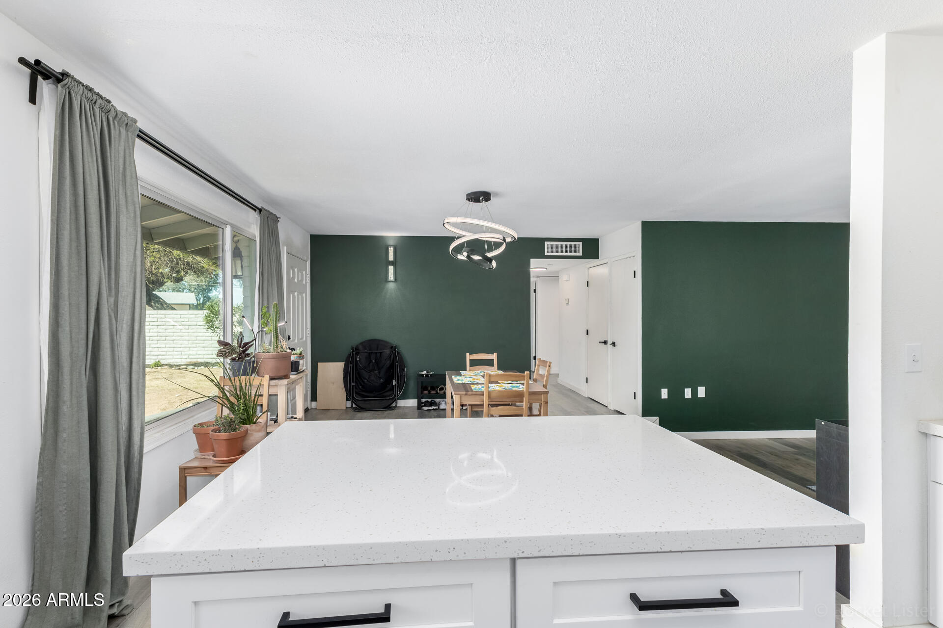 2419 W SHAW BUTTE Drive