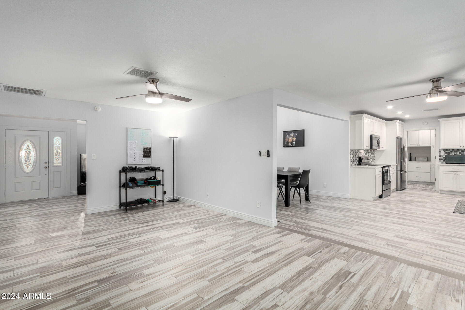 902 W Curry Street