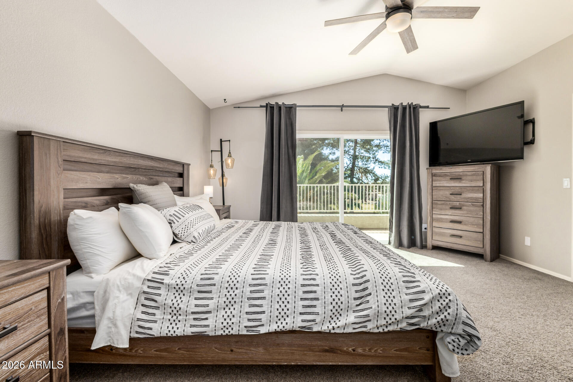 3221 E SAN REMO Avenue