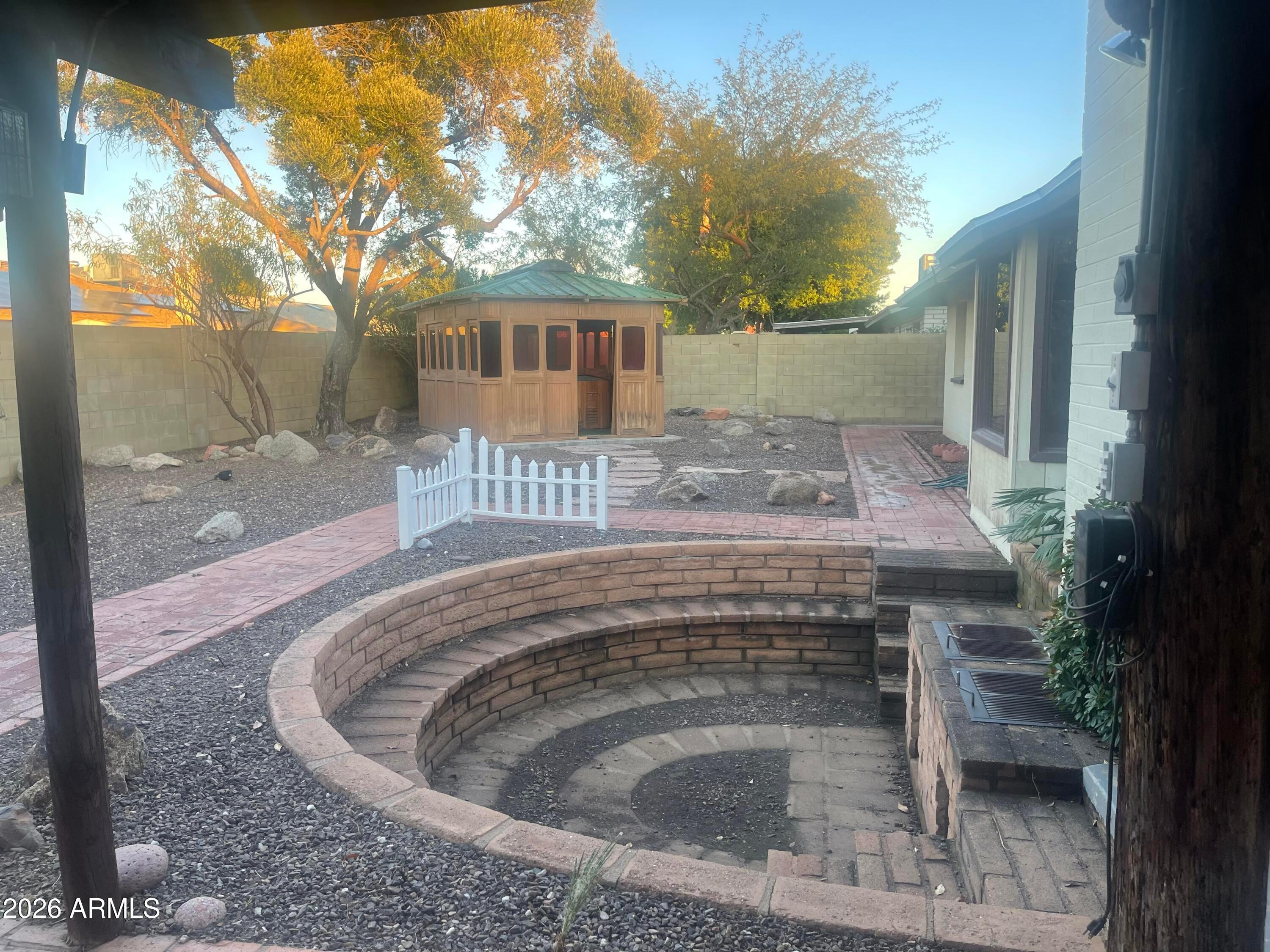 508 E ANGELA Drive