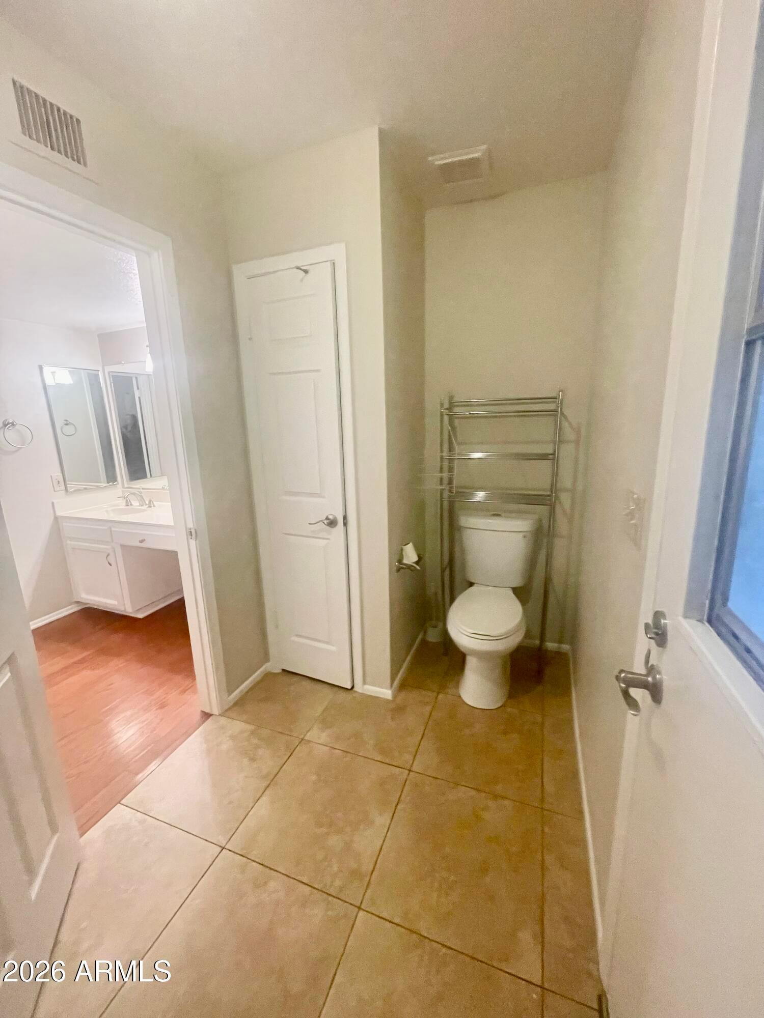 508 E ANGELA Drive