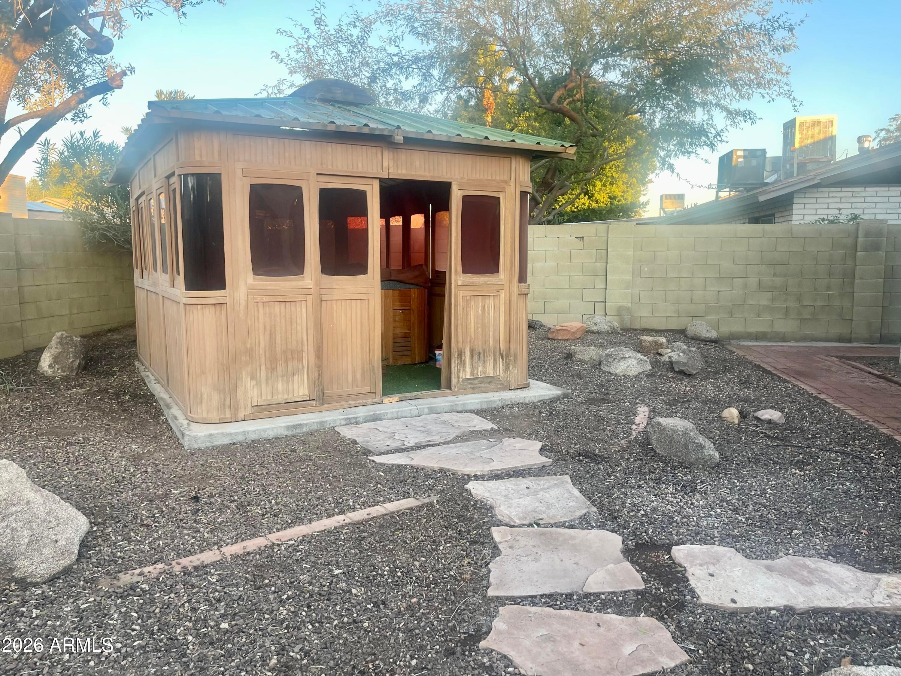 508 E ANGELA Drive