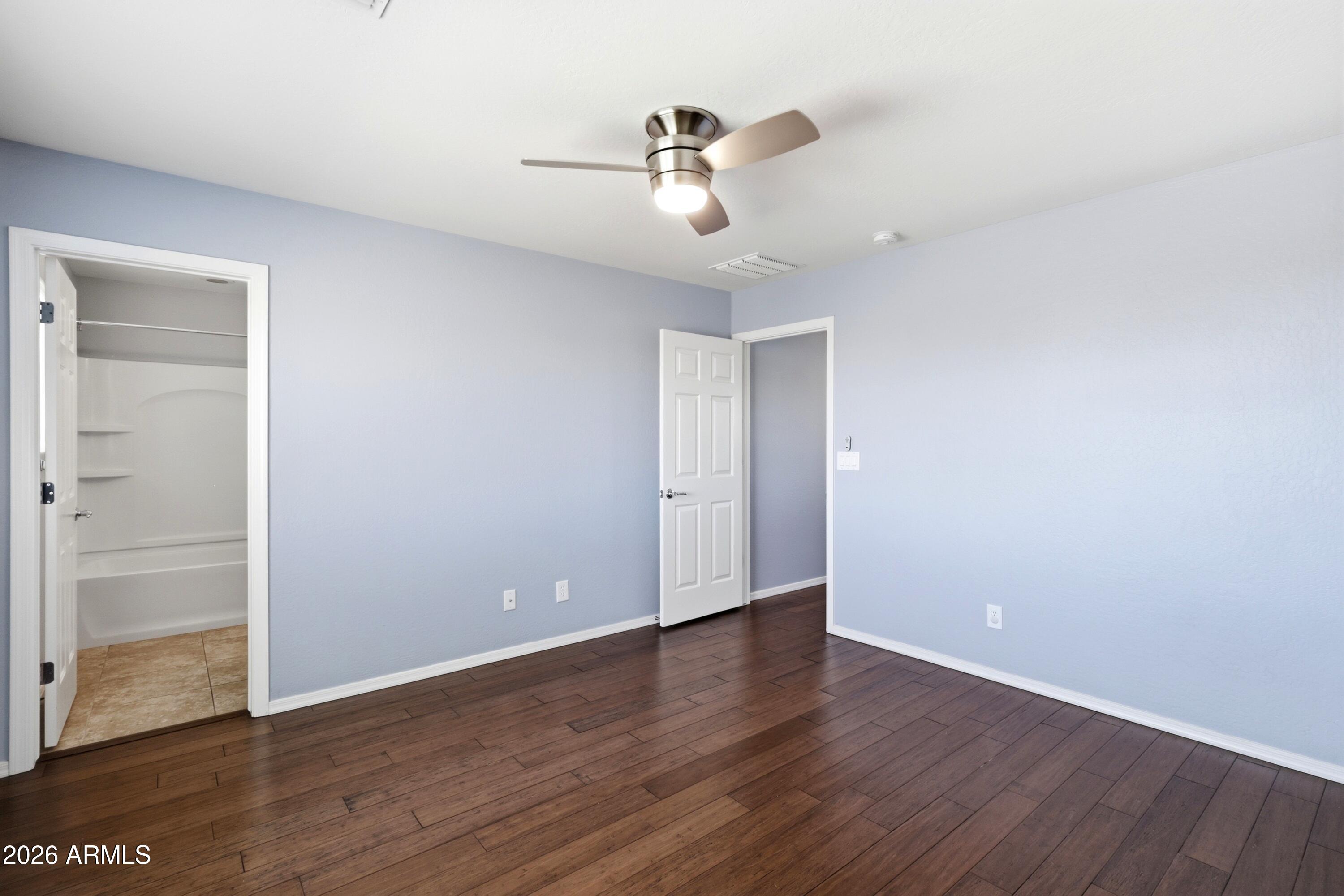 1717 W BUCKHORN Trail