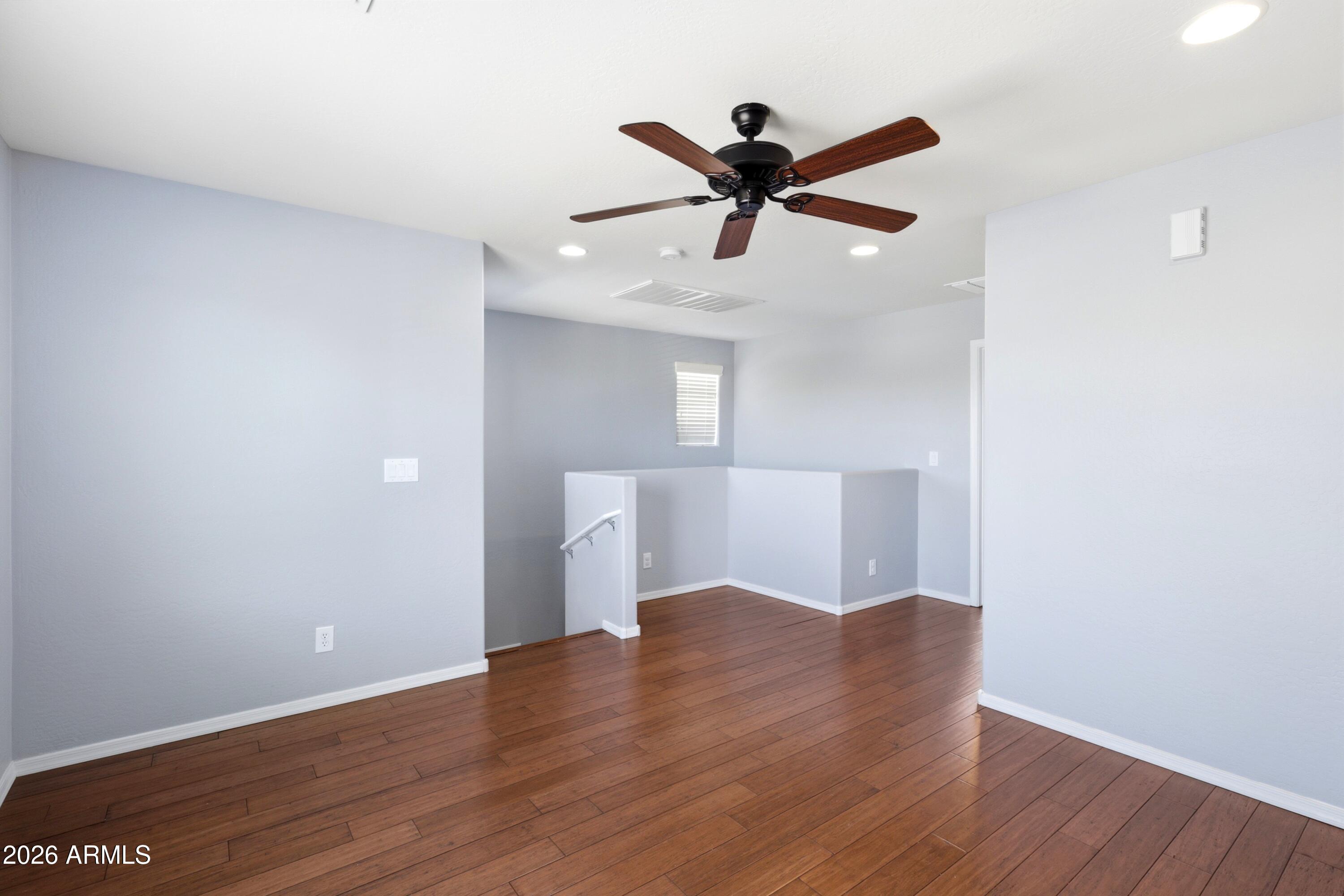 1717 W BUCKHORN Trail