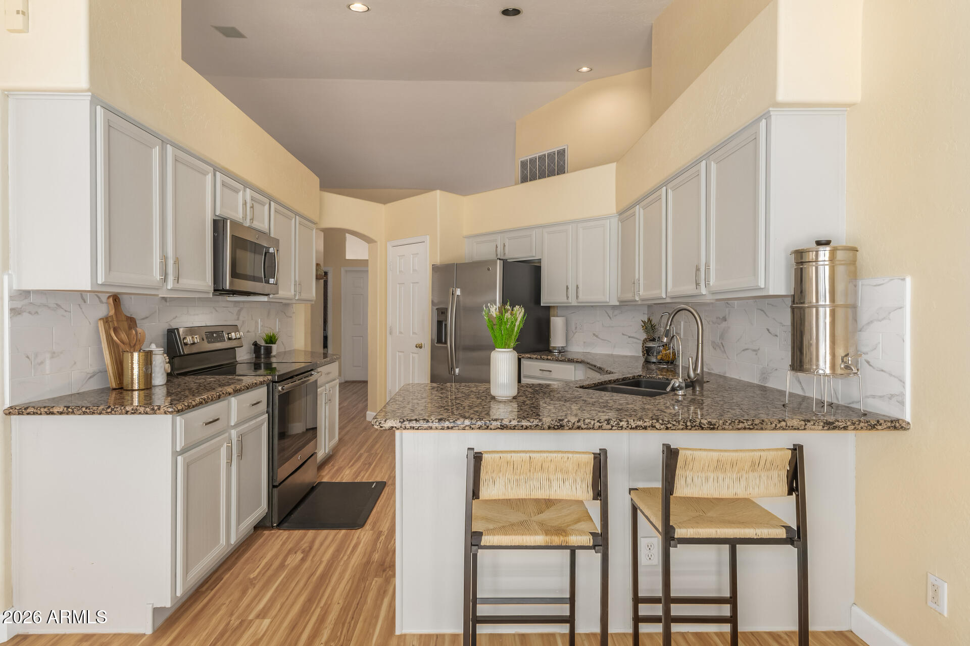 6071 W SHANNON Street