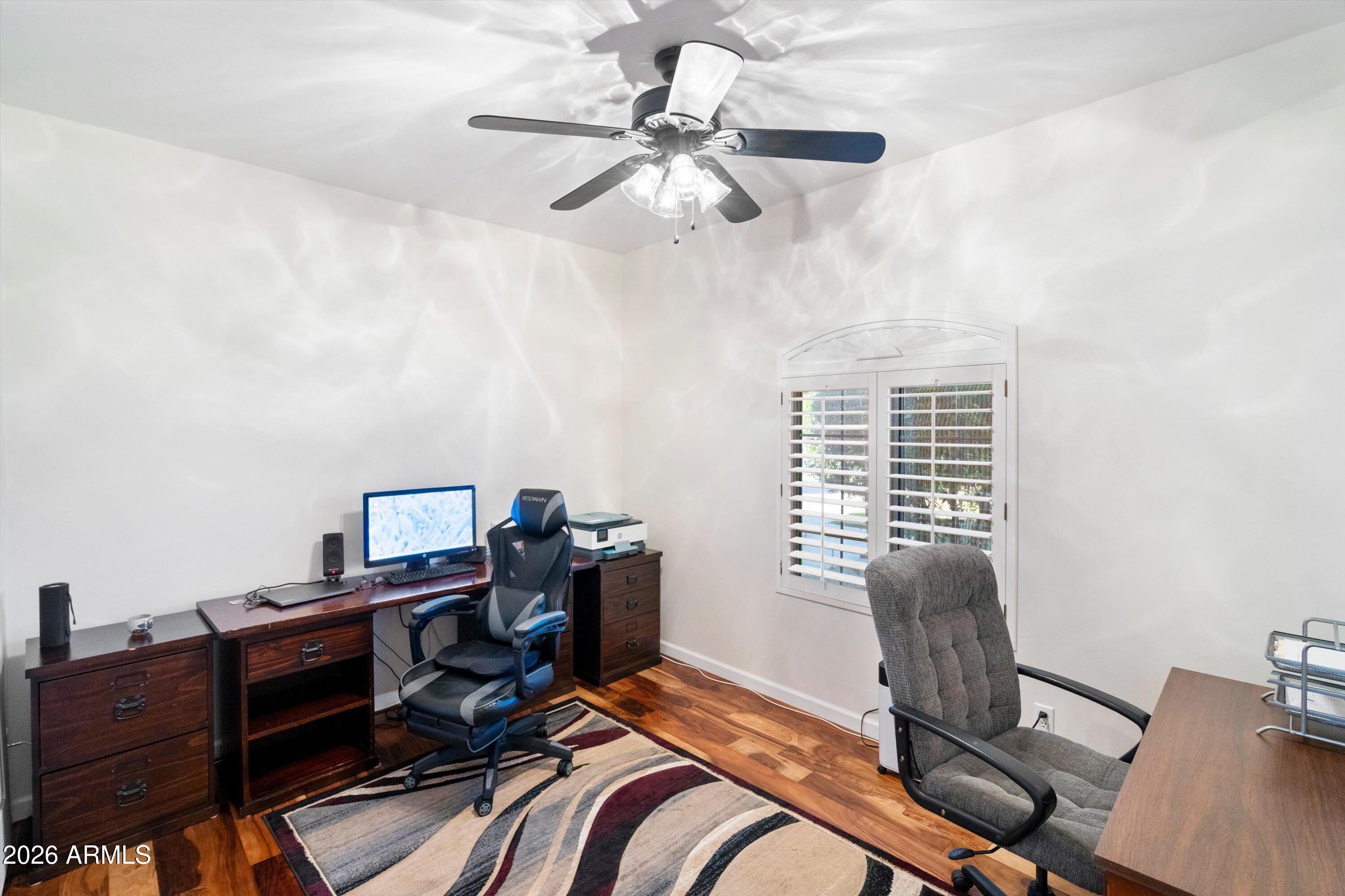 2739 E Hermosa Vista Drive