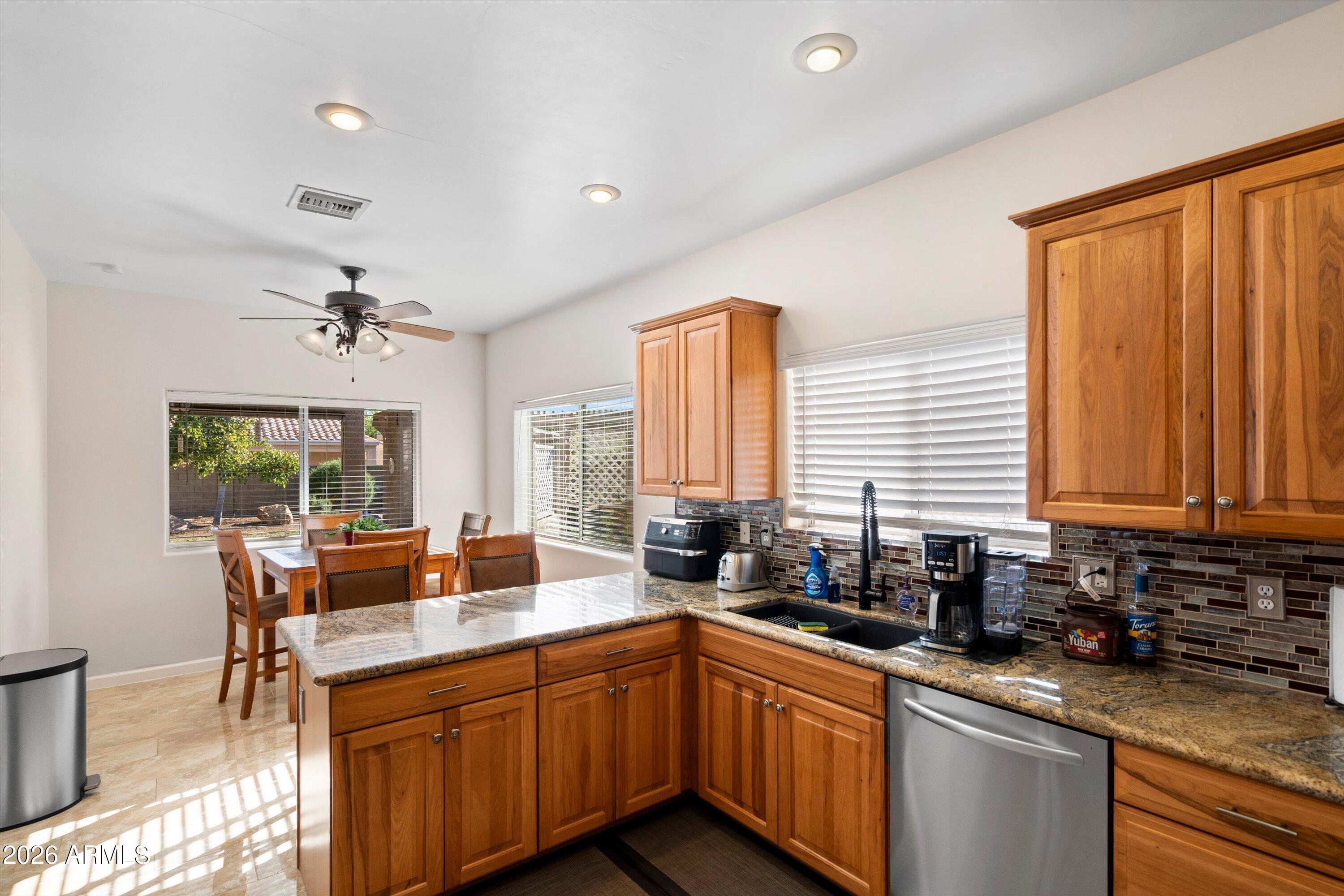 2739 E Hermosa Vista Drive