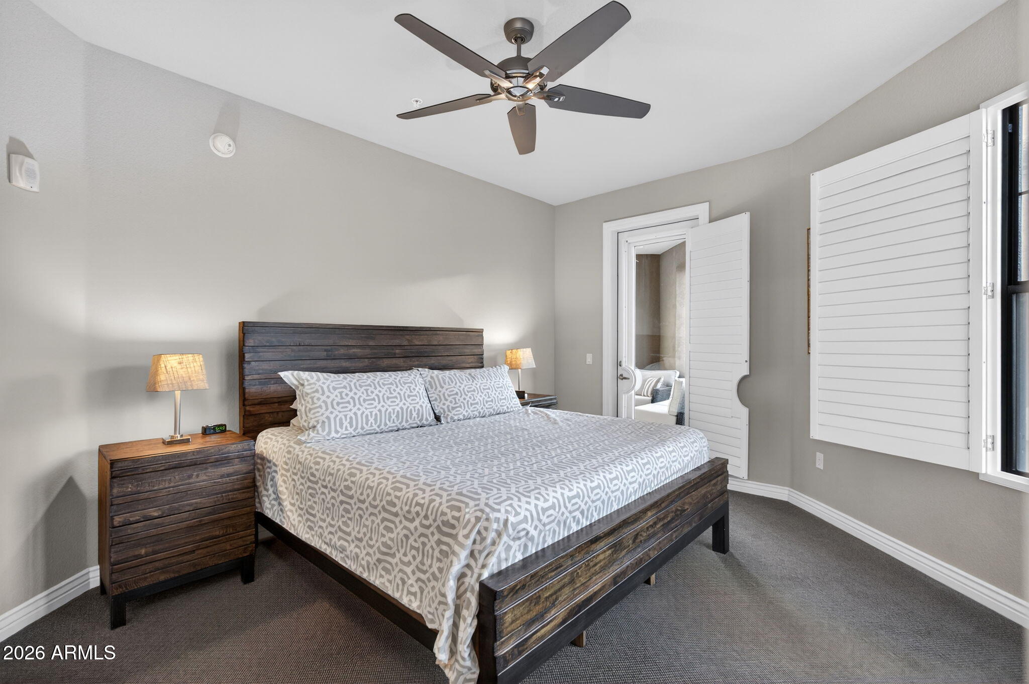 7601 E INDIAN BEND Road 2055