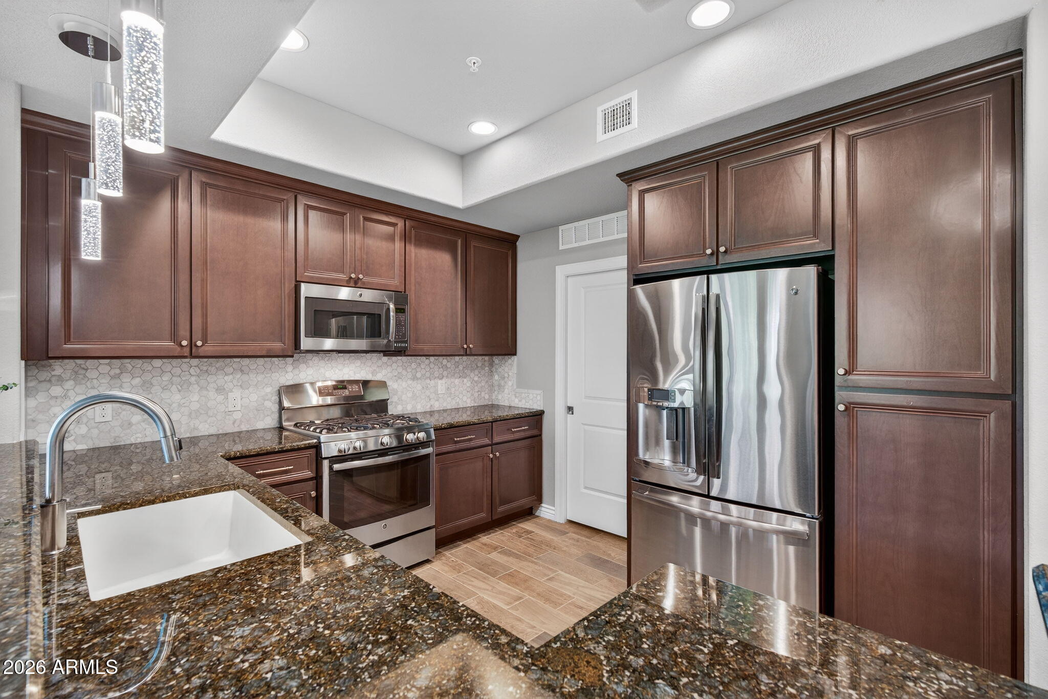 7601 E INDIAN BEND Road 2055