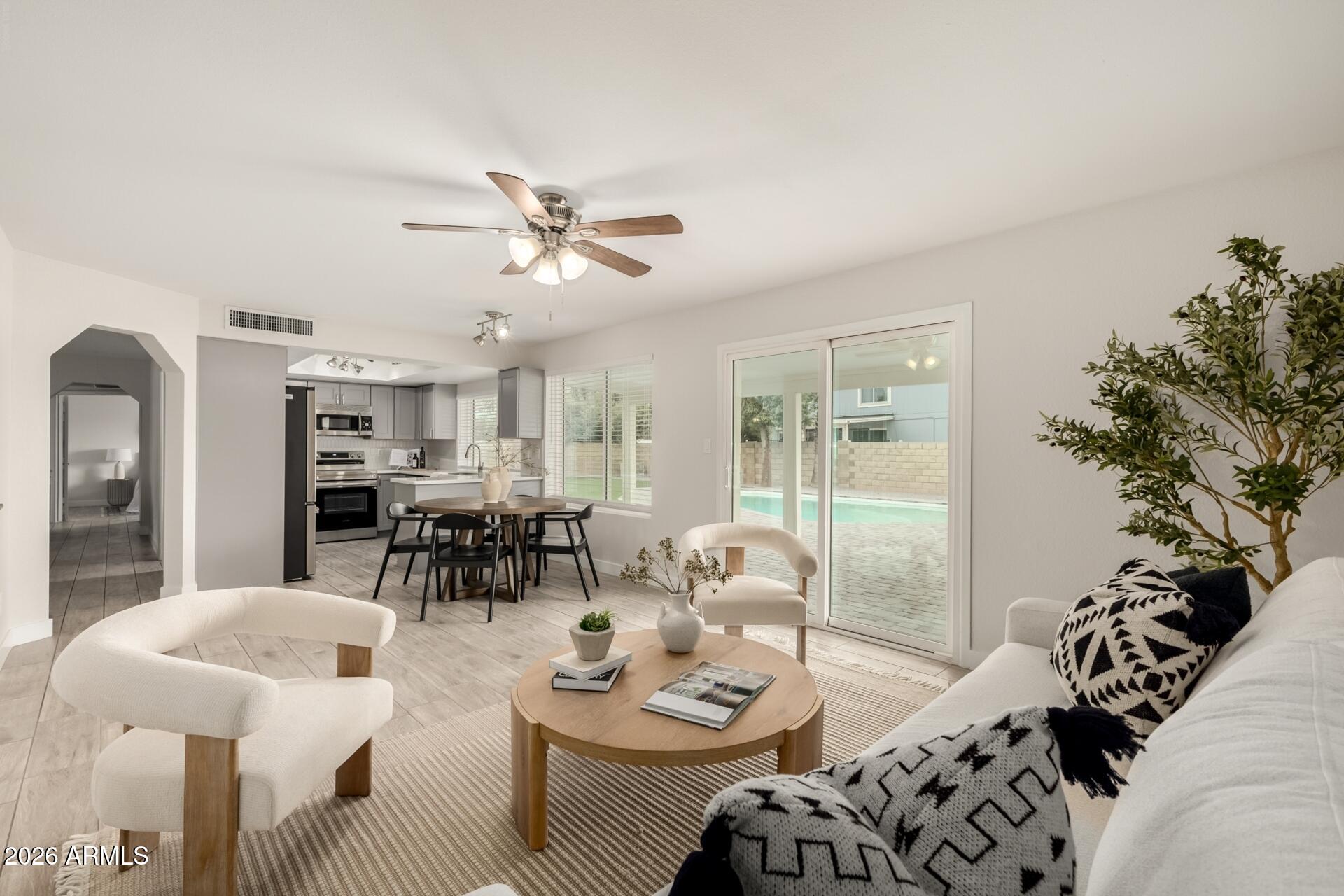 1025 W KEATING Avenue