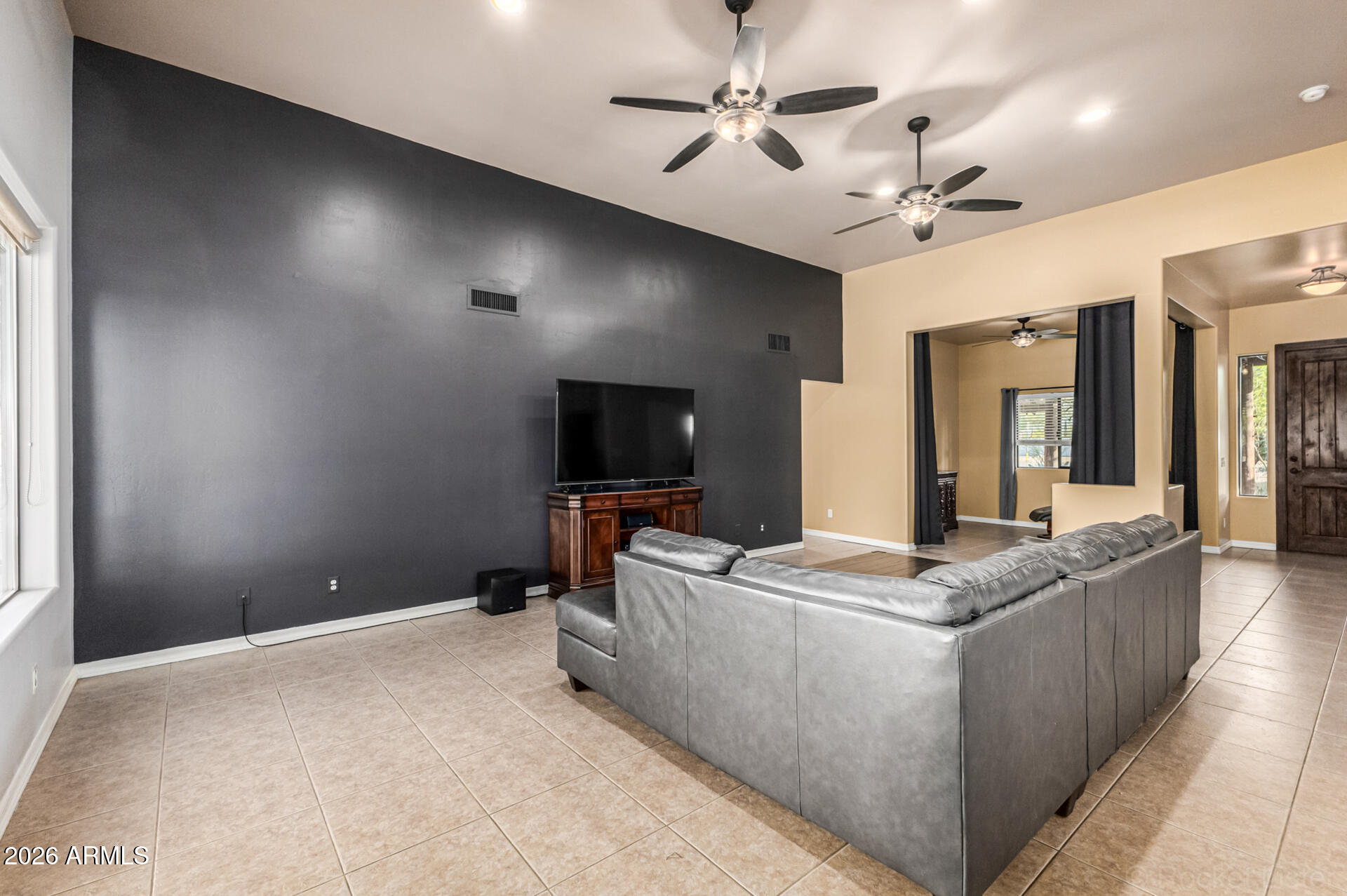 1910 E JOY RANCH Road