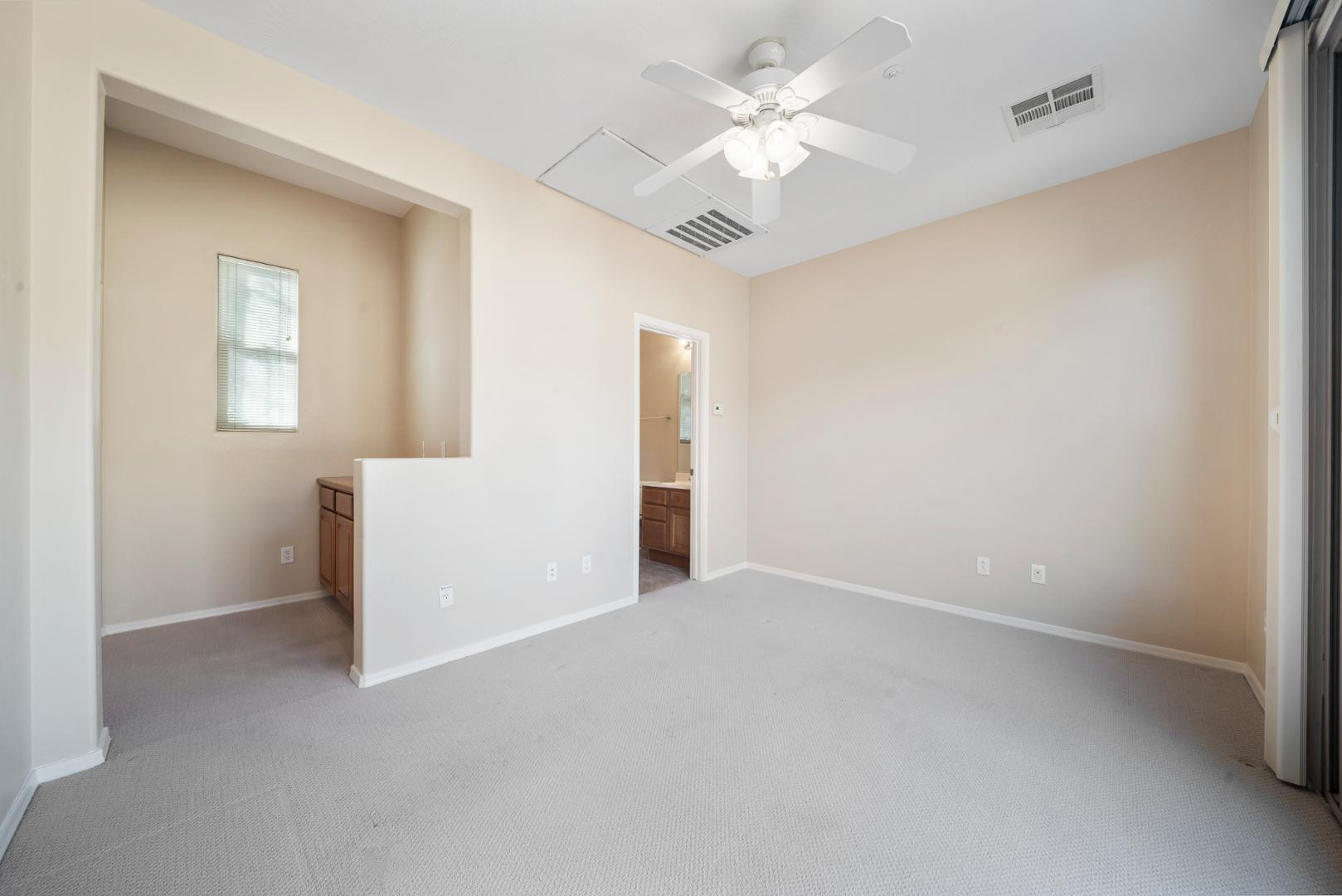 13042 W Pinnacle Vista Drive