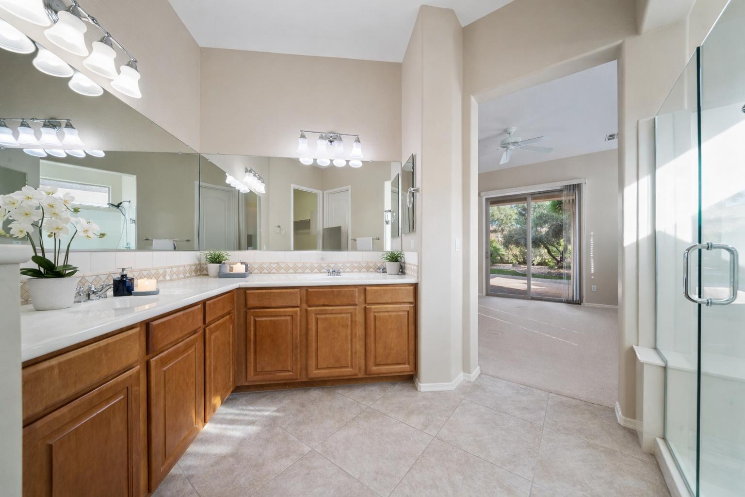 13042 W Pinnacle Vista Drive