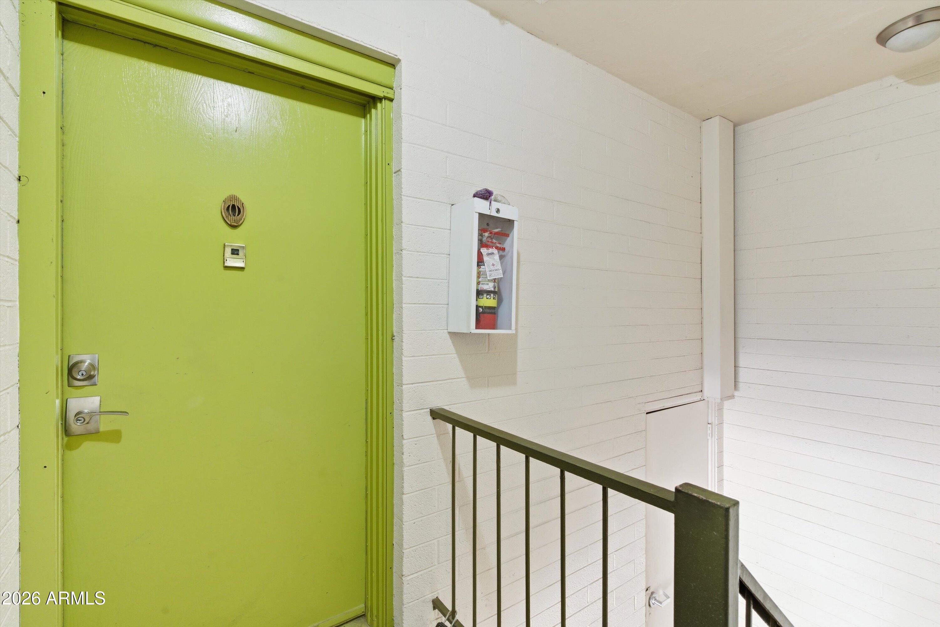 334 W MEDLOCK Drive C201