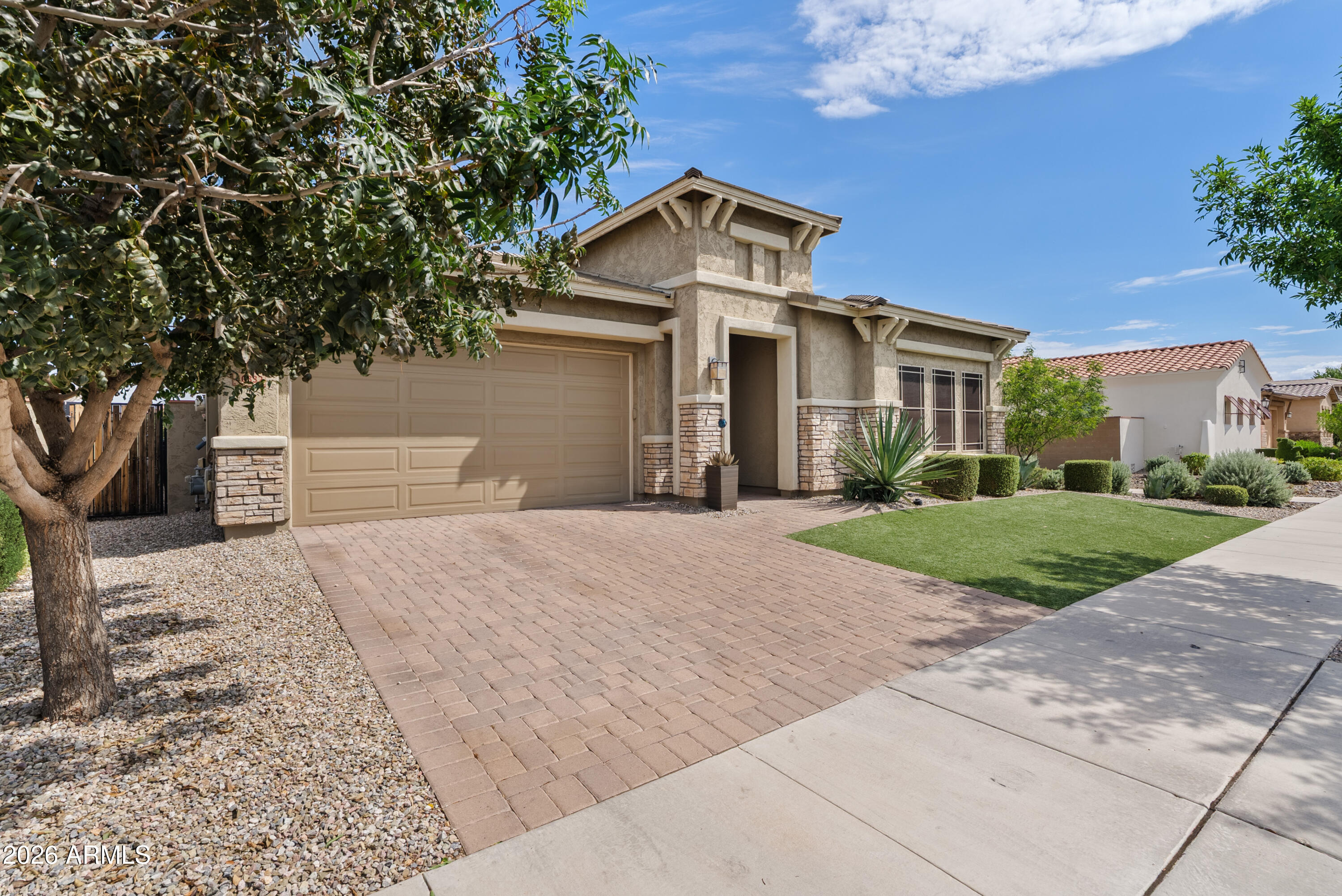 10332 E WAVELENGTH Avenue