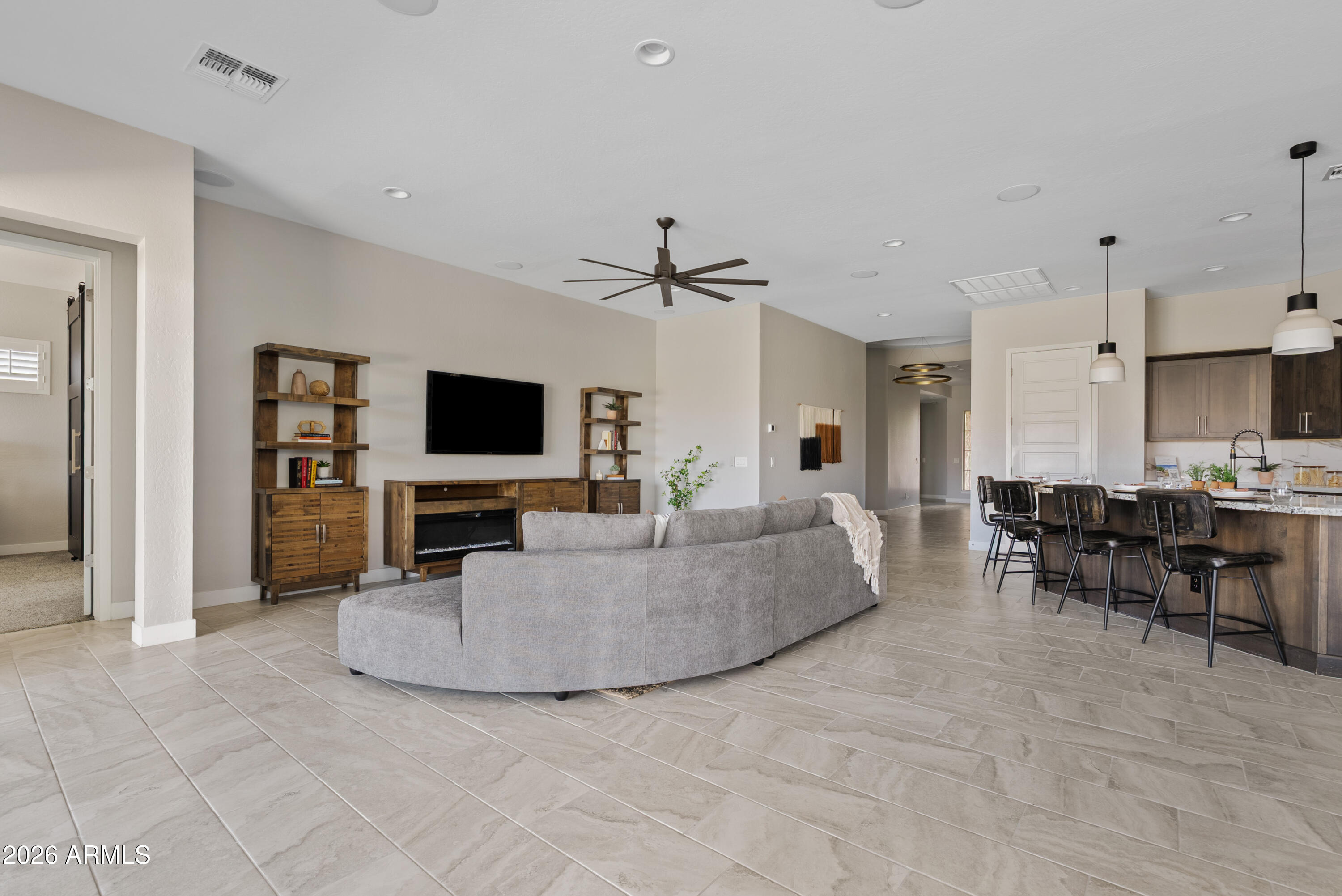 10332 E WAVELENGTH Avenue