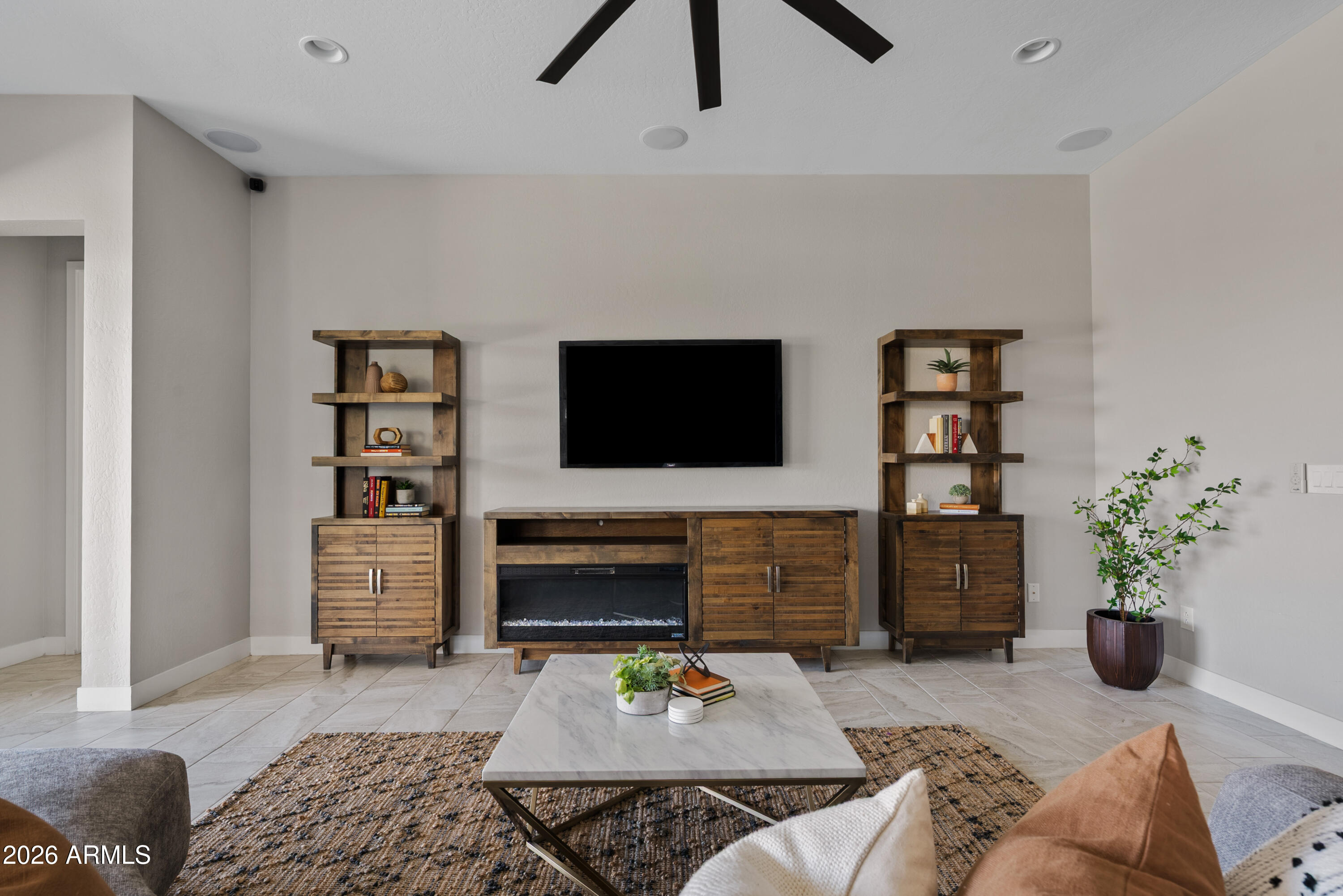 10332 E WAVELENGTH Avenue