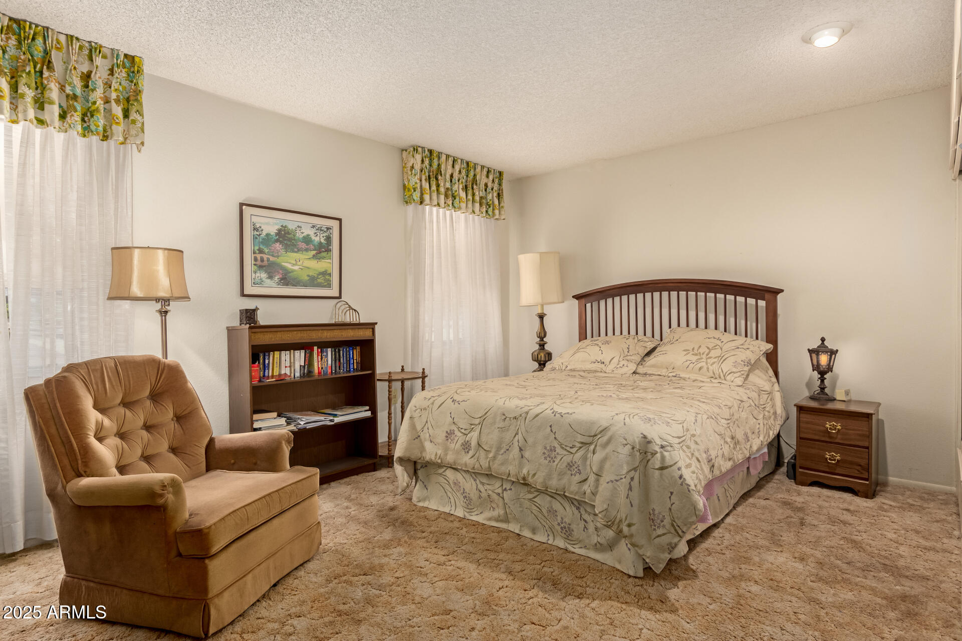 10207 W OAK RIDGE Drive