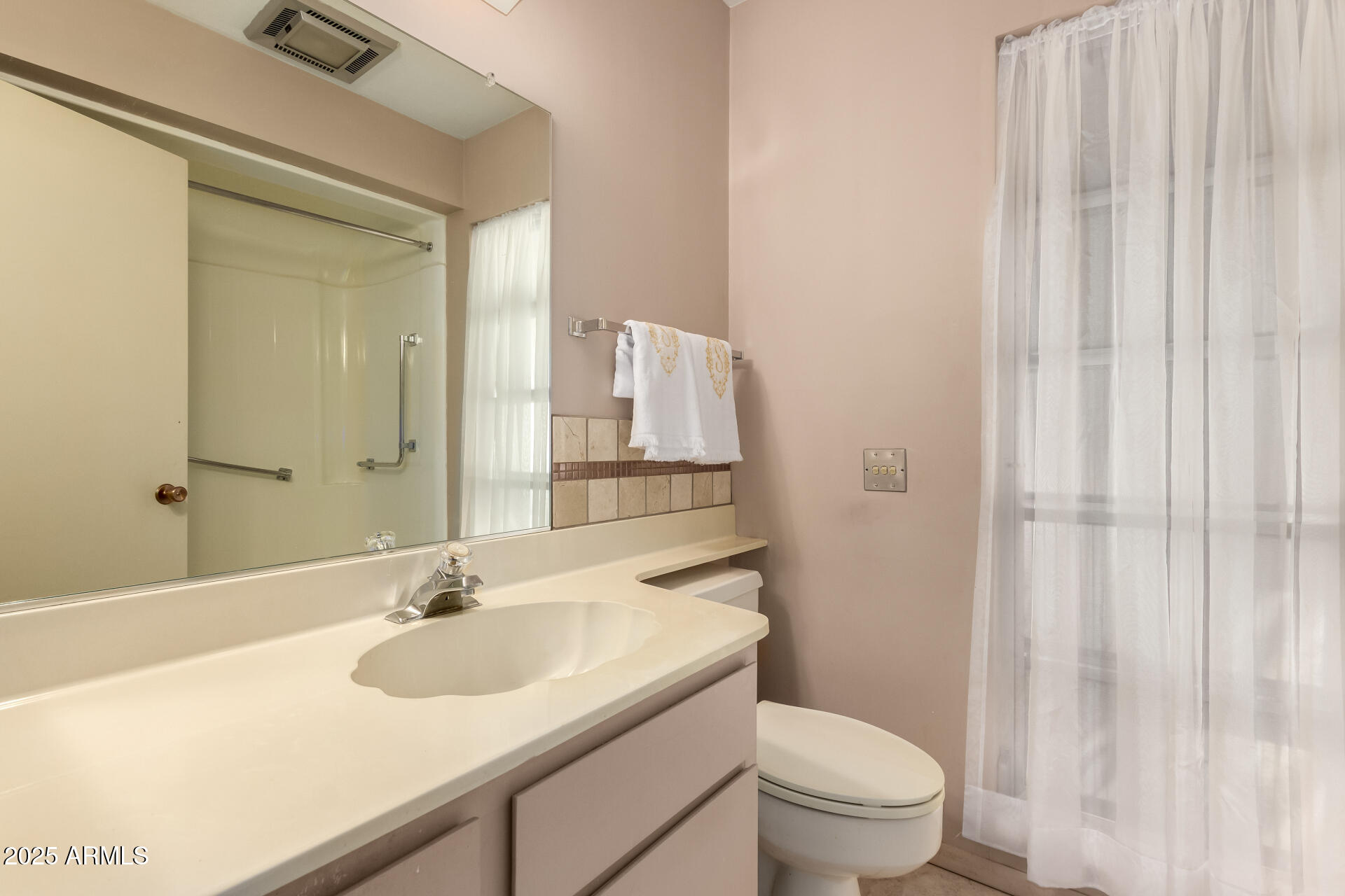 10207 W OAK RIDGE Drive