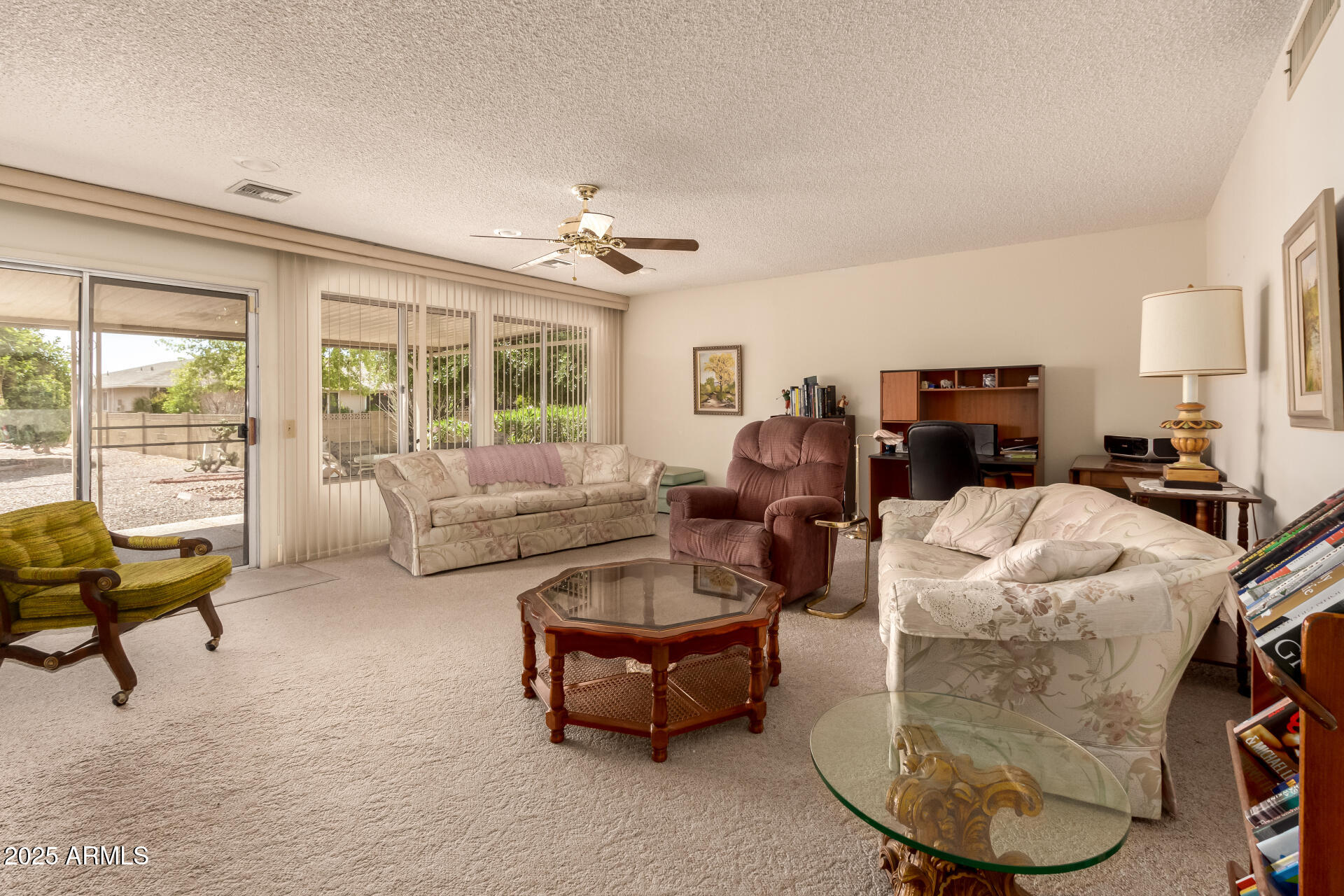 10207 W OAK RIDGE Drive