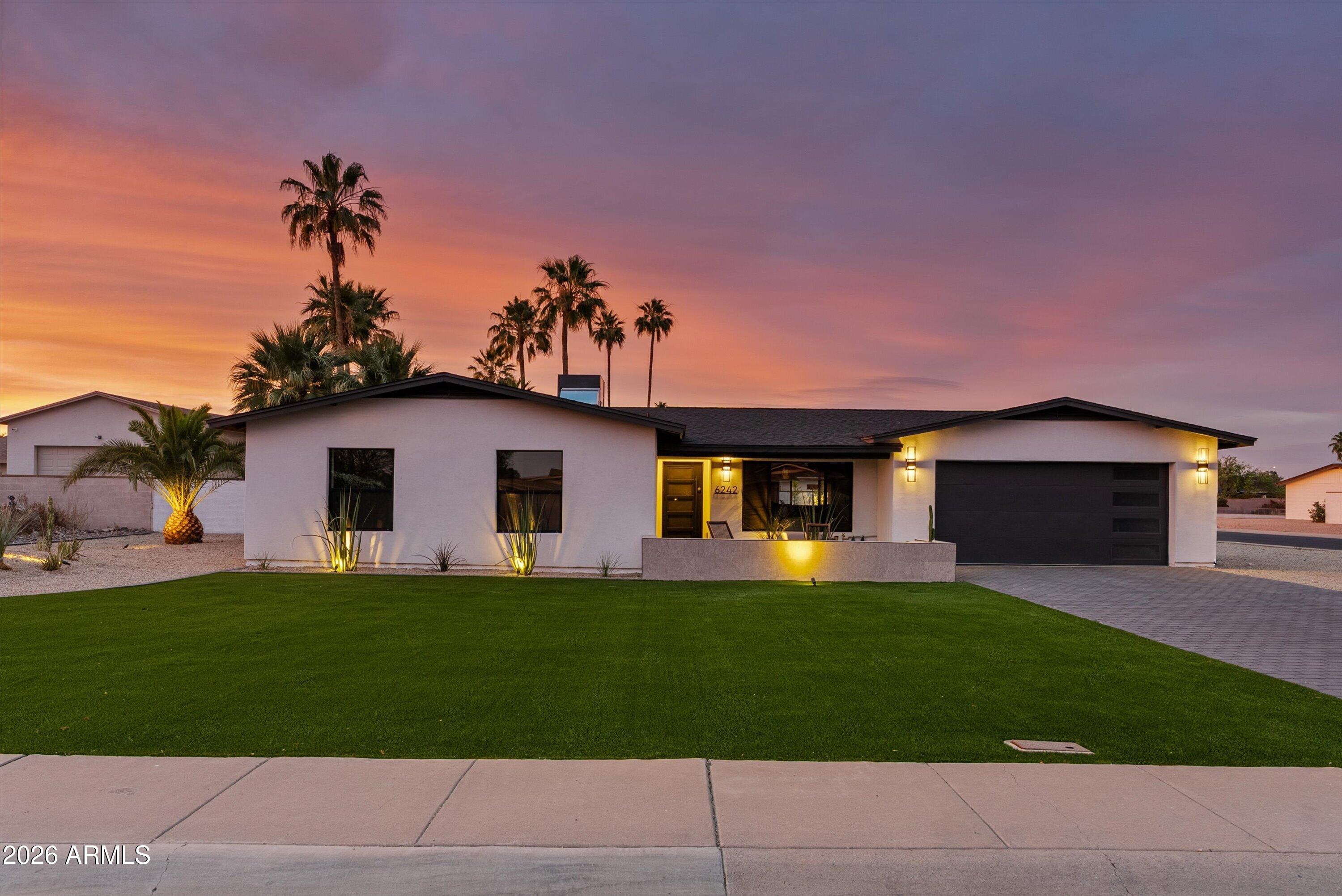 6242 E REDFIELD Road