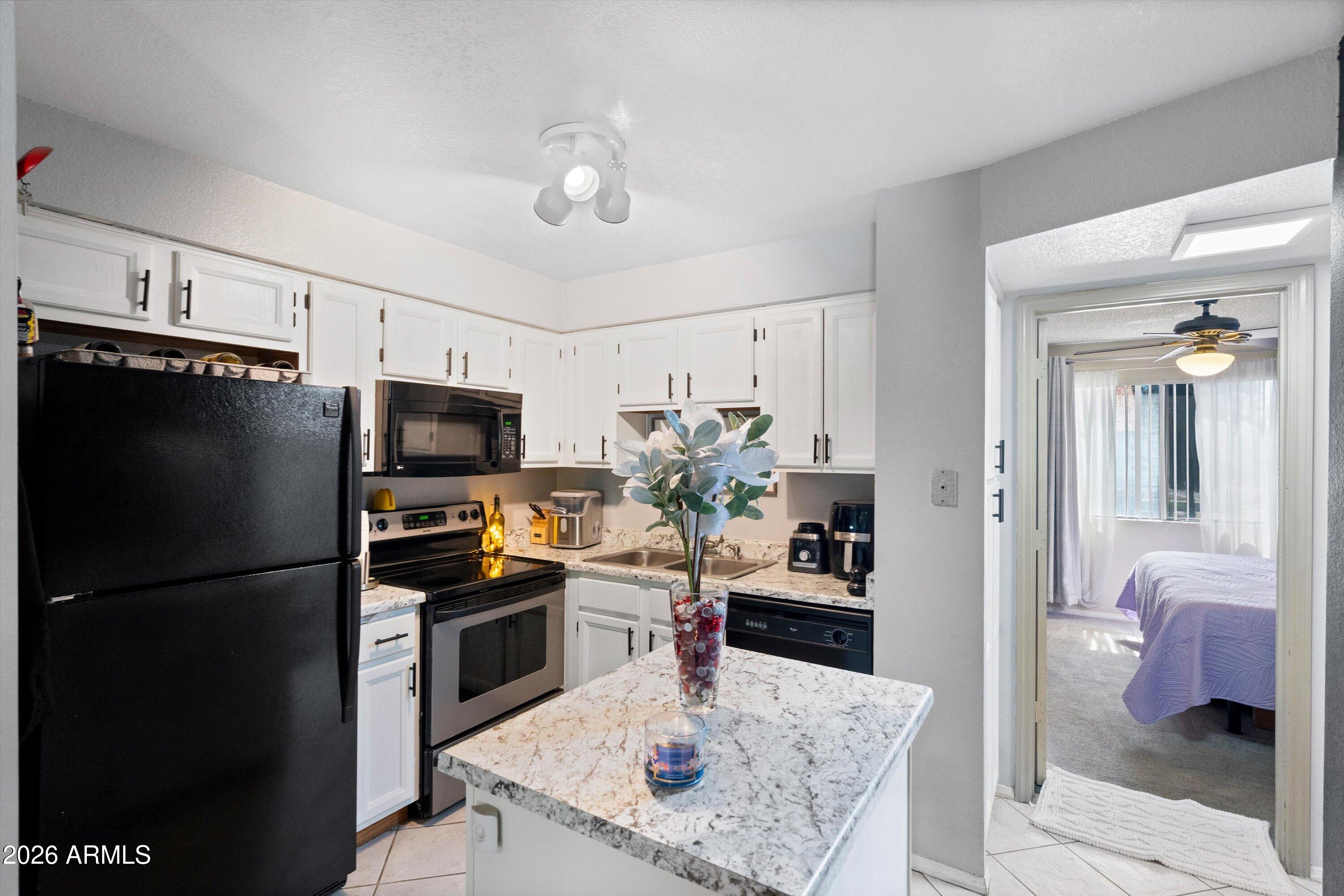 19820 N 13TH Avenue 255