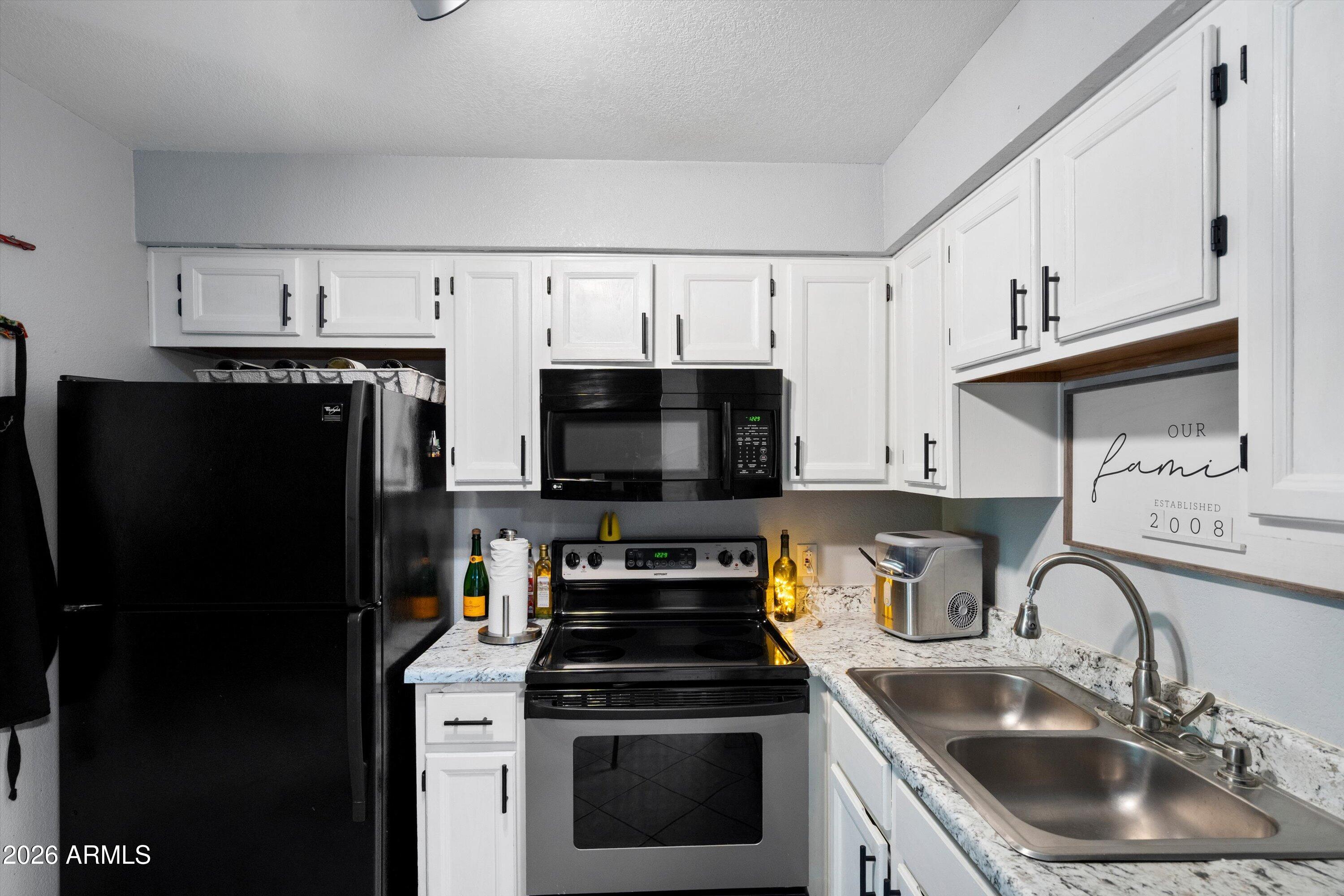 19820 N 13TH Avenue 255