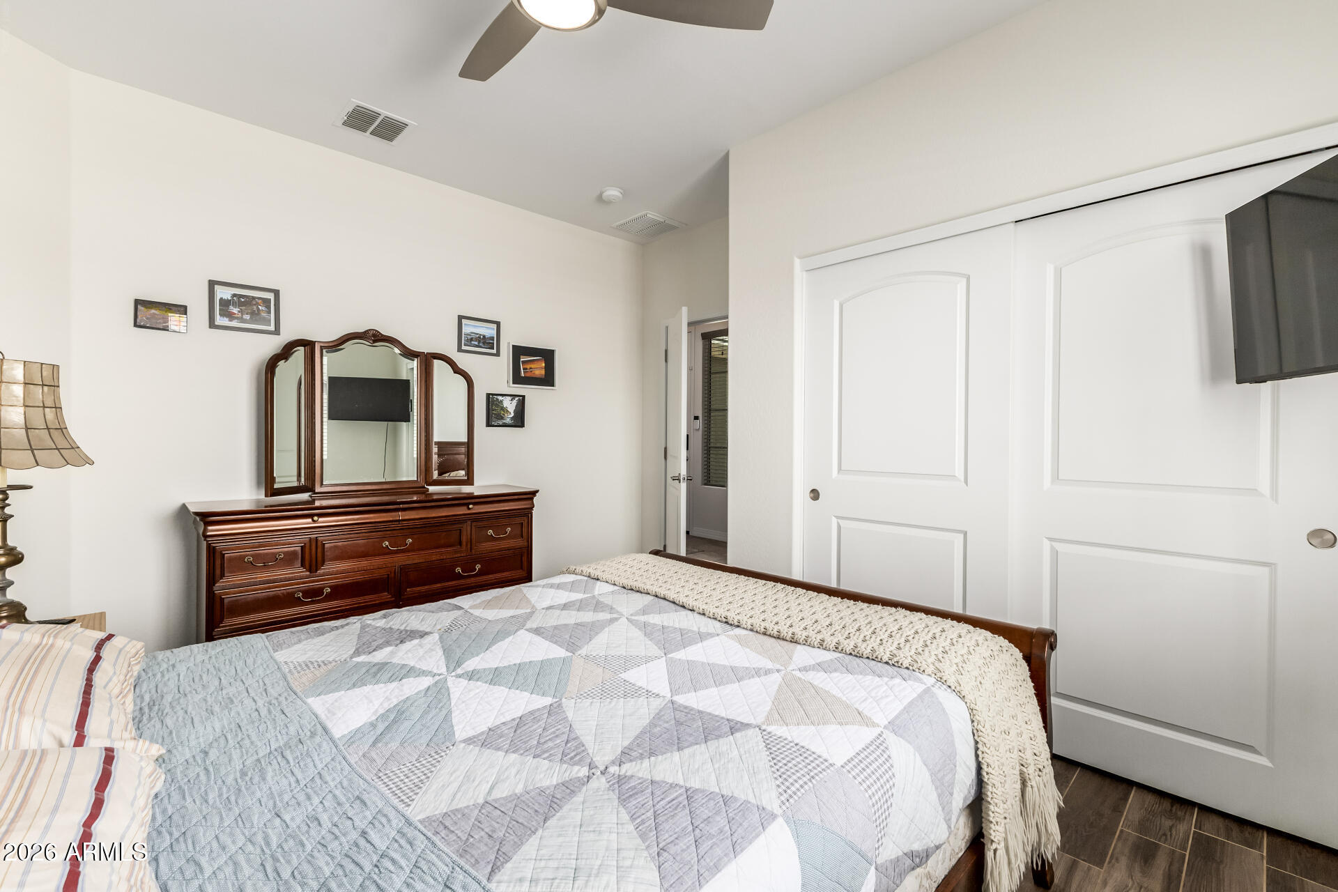 5117 S Brice