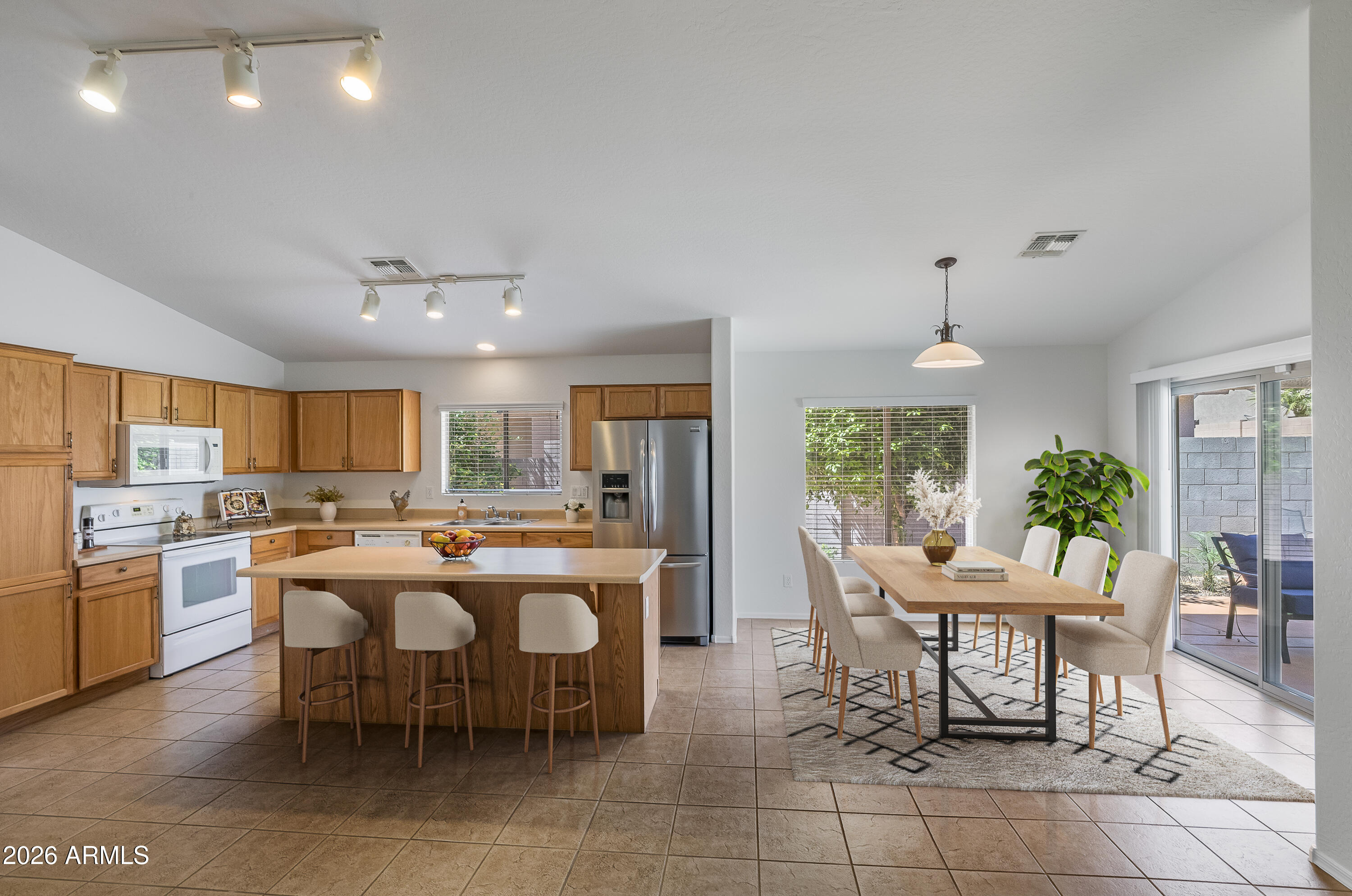 17734 W REDFIELD Road