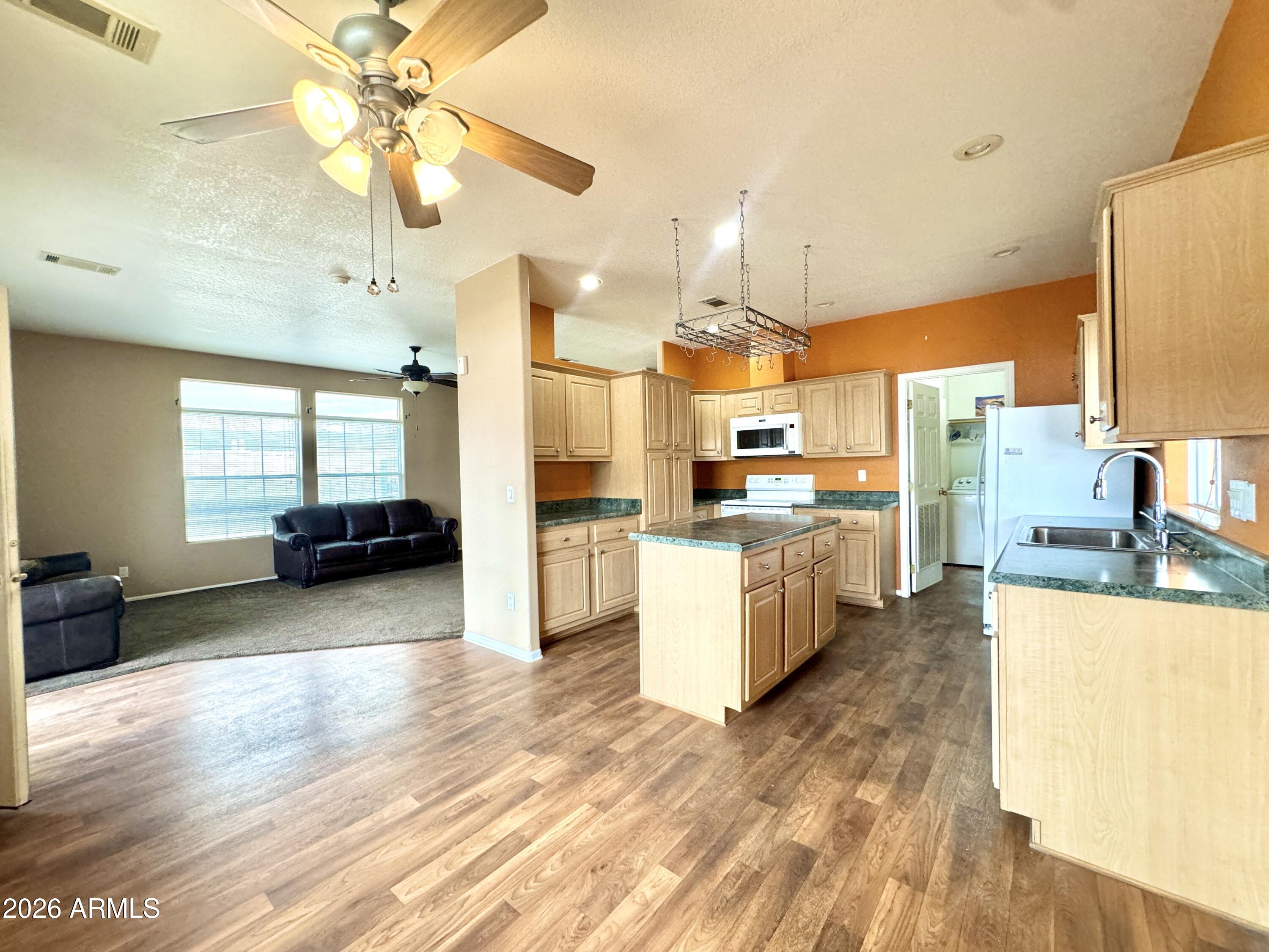 2400 E BASELINE Avenue 87