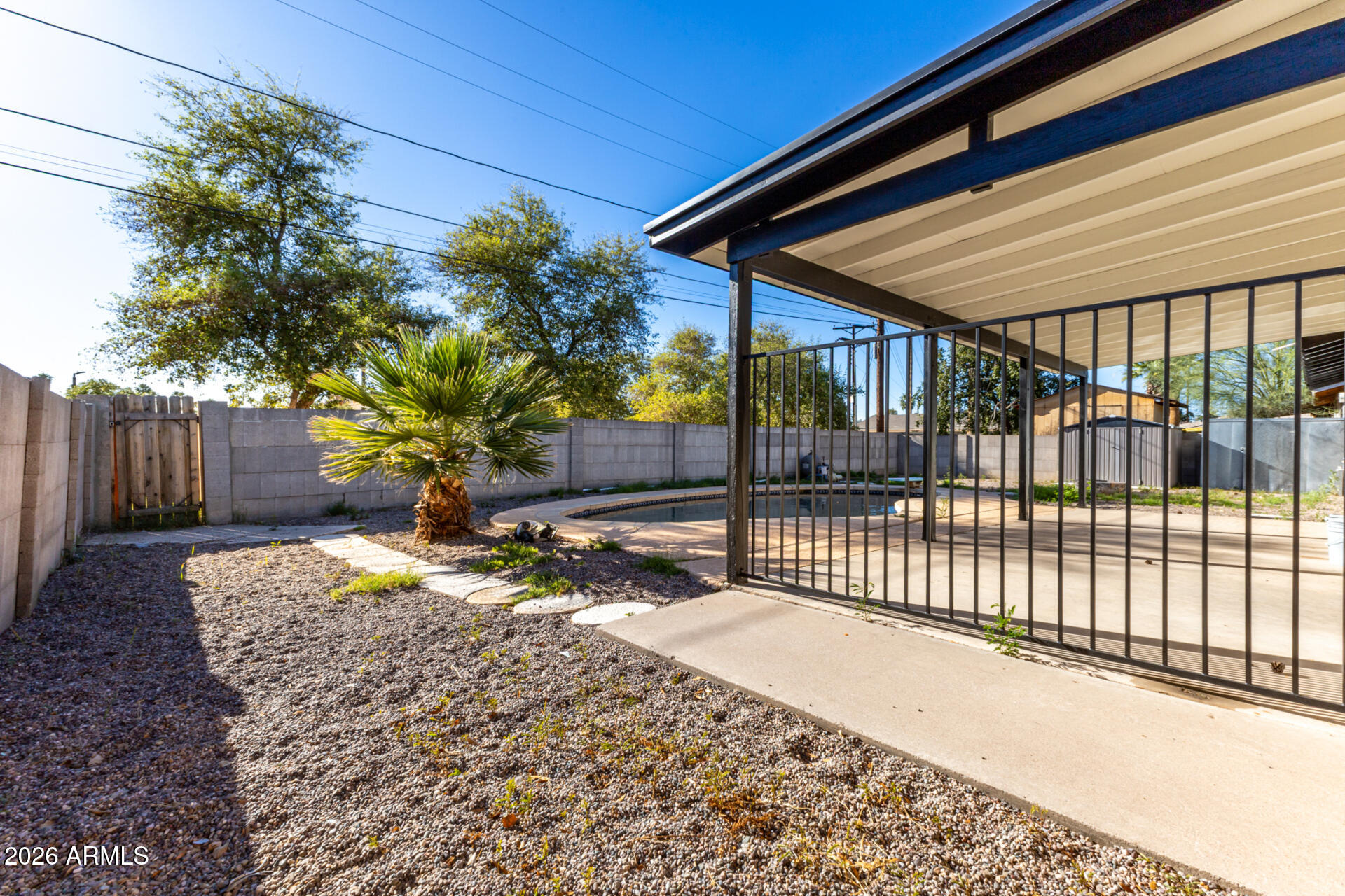 9022 N 18TH Drive