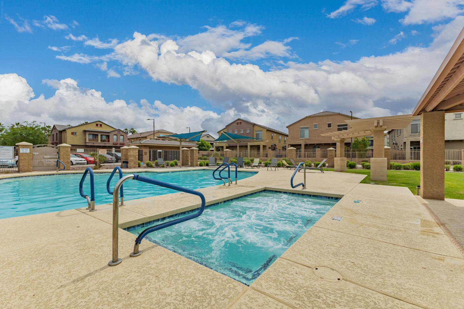 1350 S Greenfield Road Unit 2205