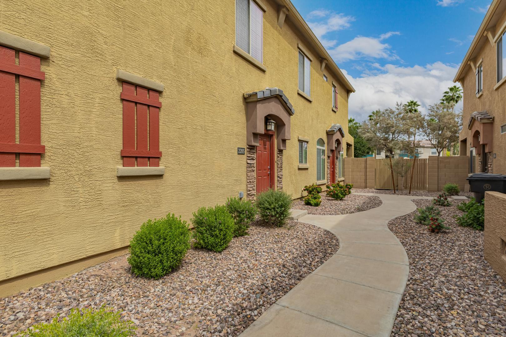 1350 S Greenfield Road Unit 2205