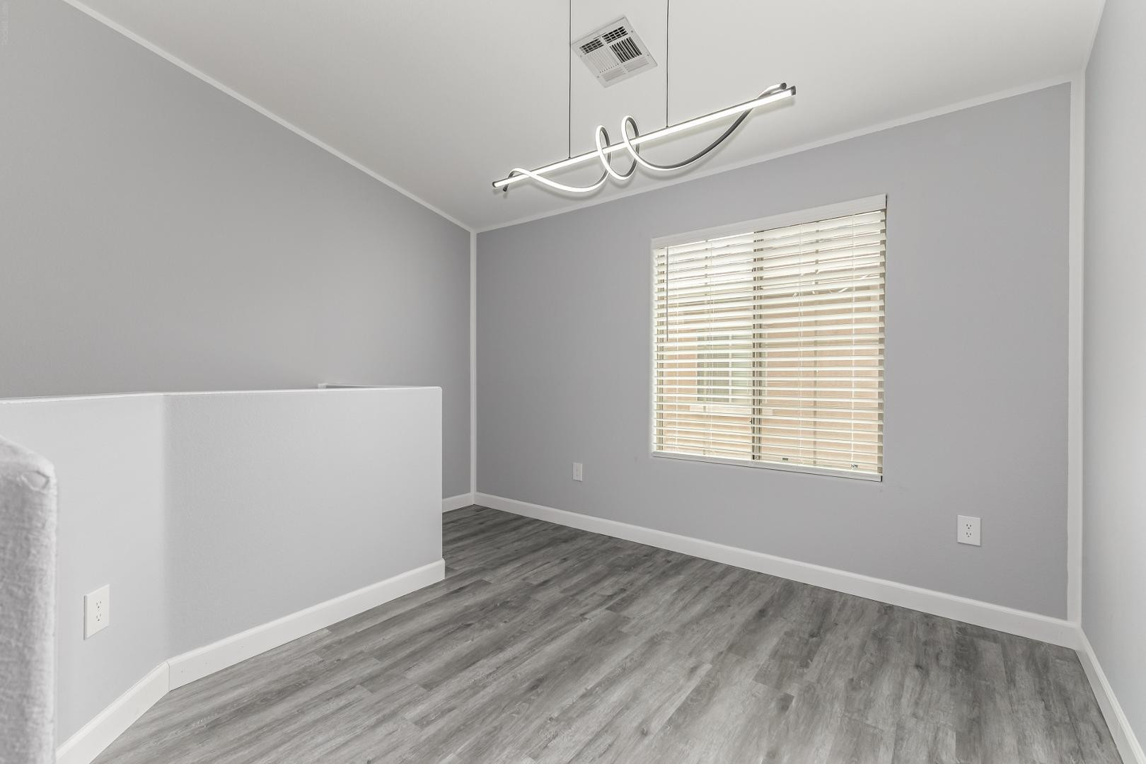 1350 S Greenfield Road Unit 2205