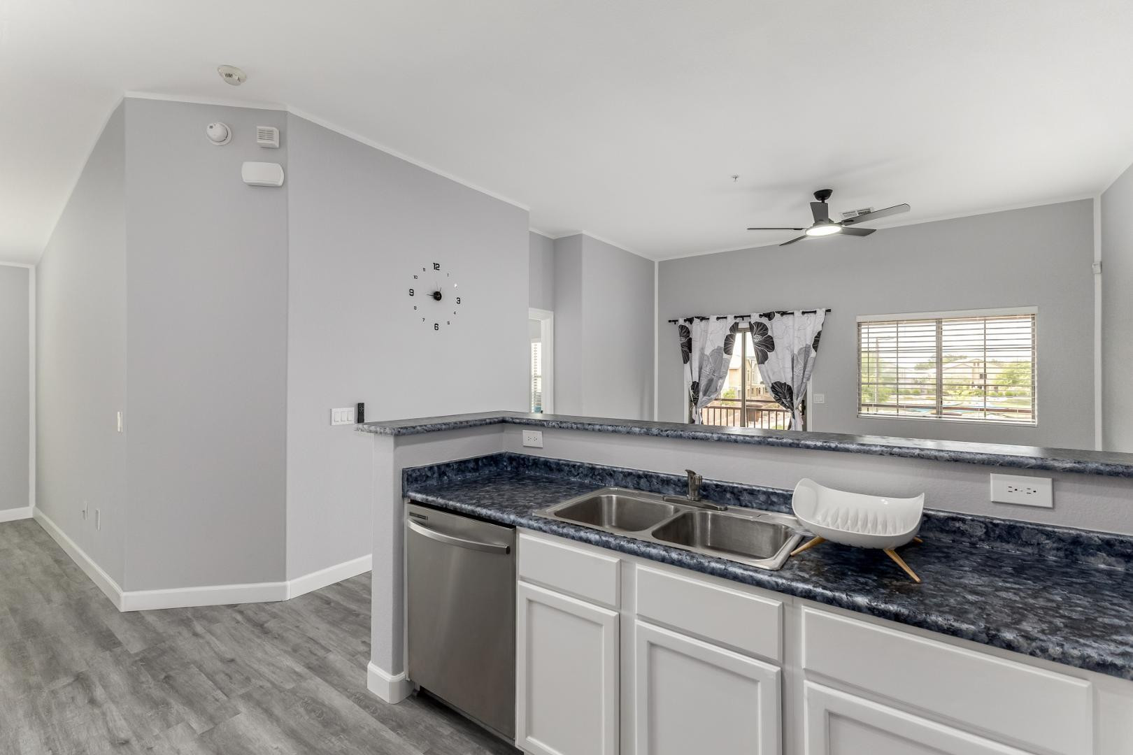 1350 S Greenfield Road Unit 2205