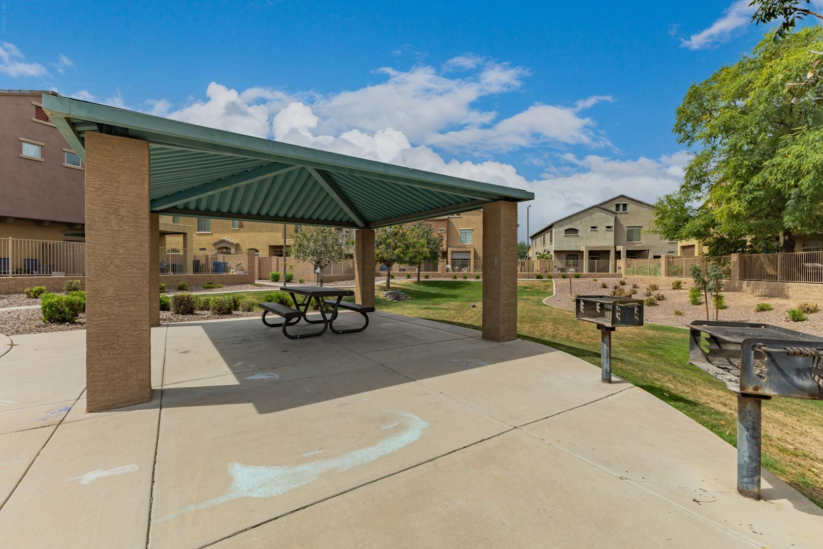 1350 S Greenfield Road Unit 2205