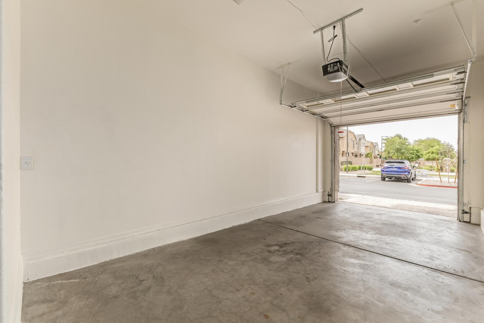 1350 S Greenfield Road Unit 2205