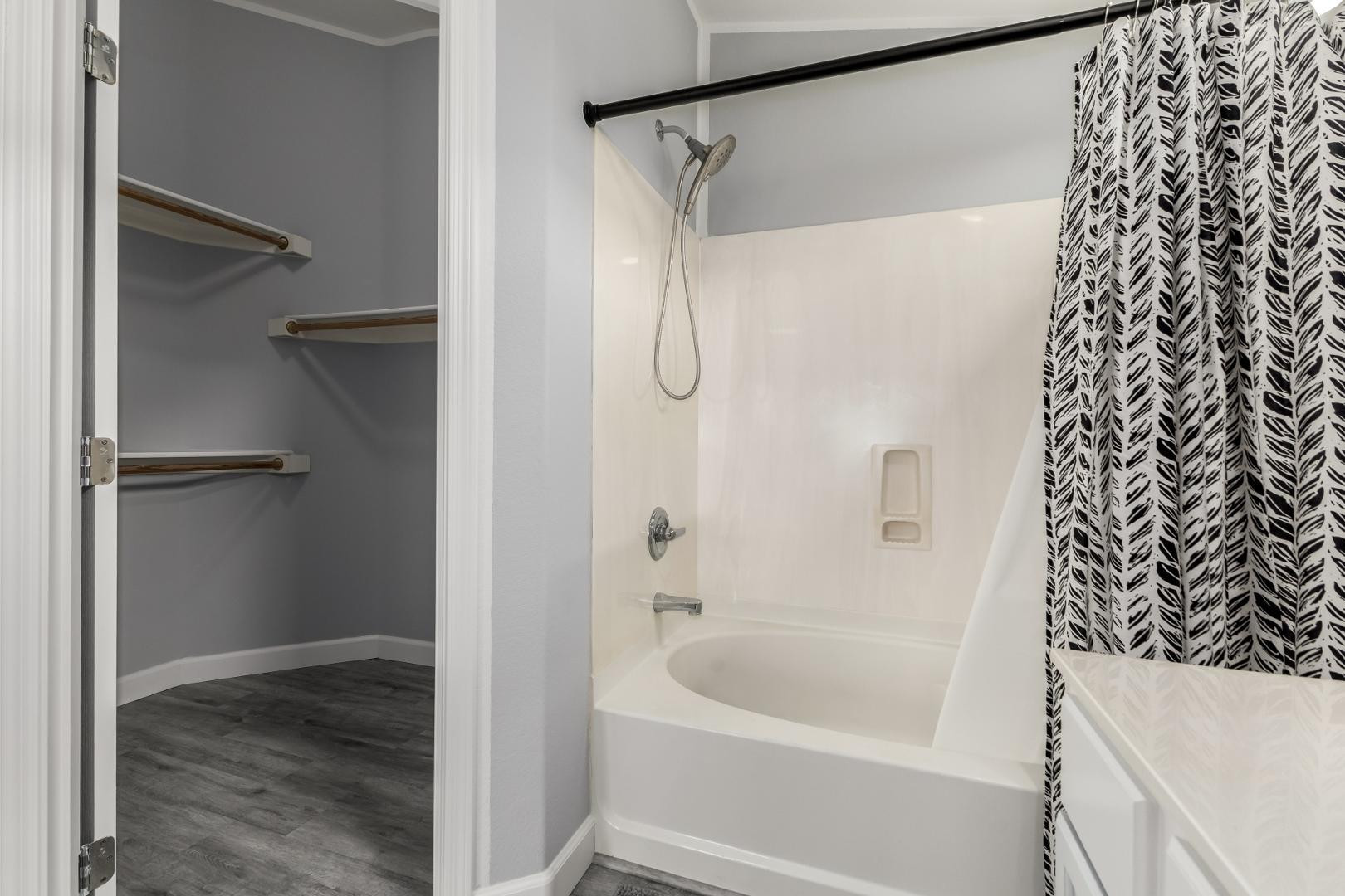 1350 S Greenfield Road Unit 2205