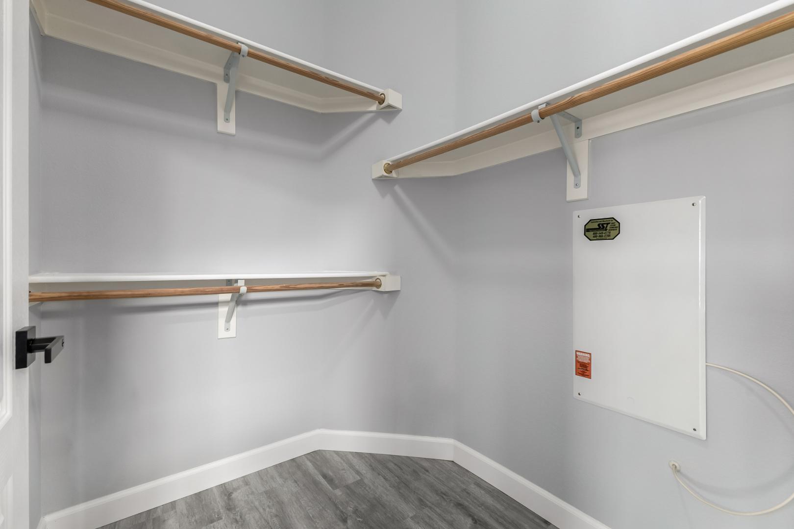 1350 S Greenfield Road Unit 2205