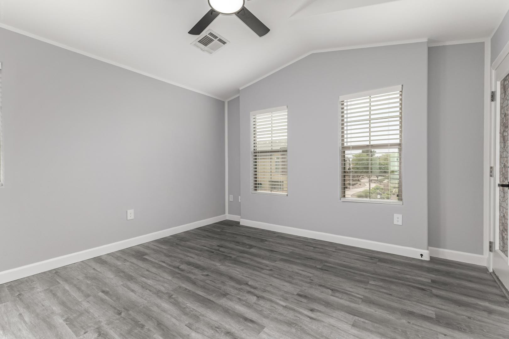 1350 S Greenfield Road Unit 2205