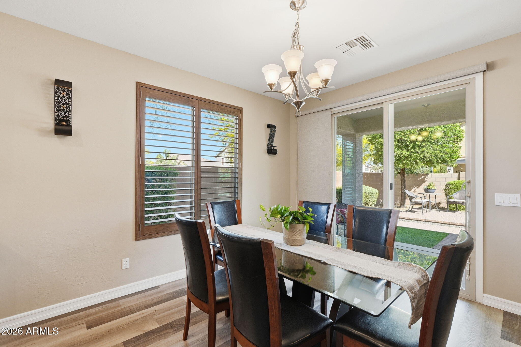 7856 W ROCK SPRINGS Drive