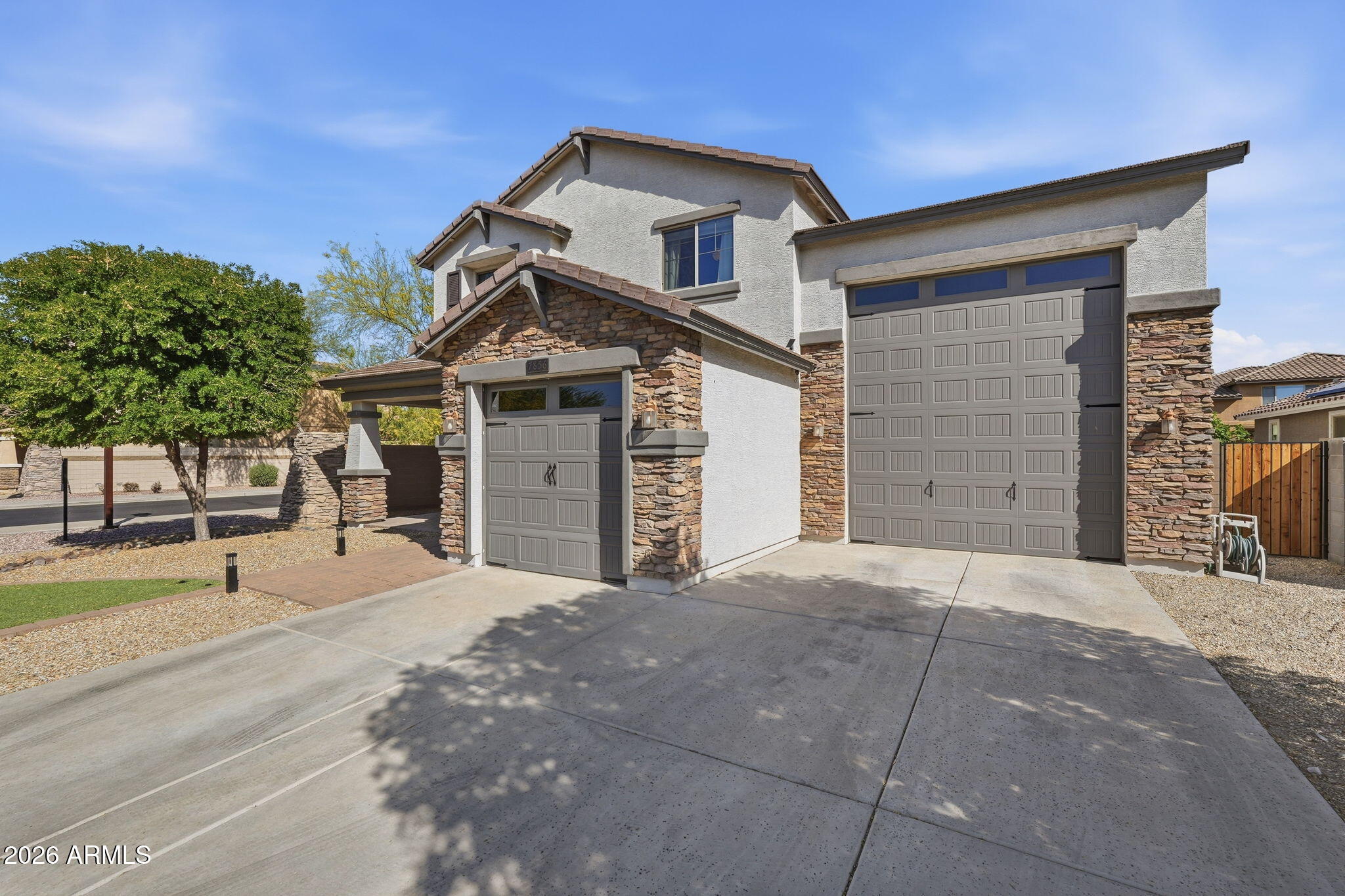 7856 W ROCK SPRINGS Drive