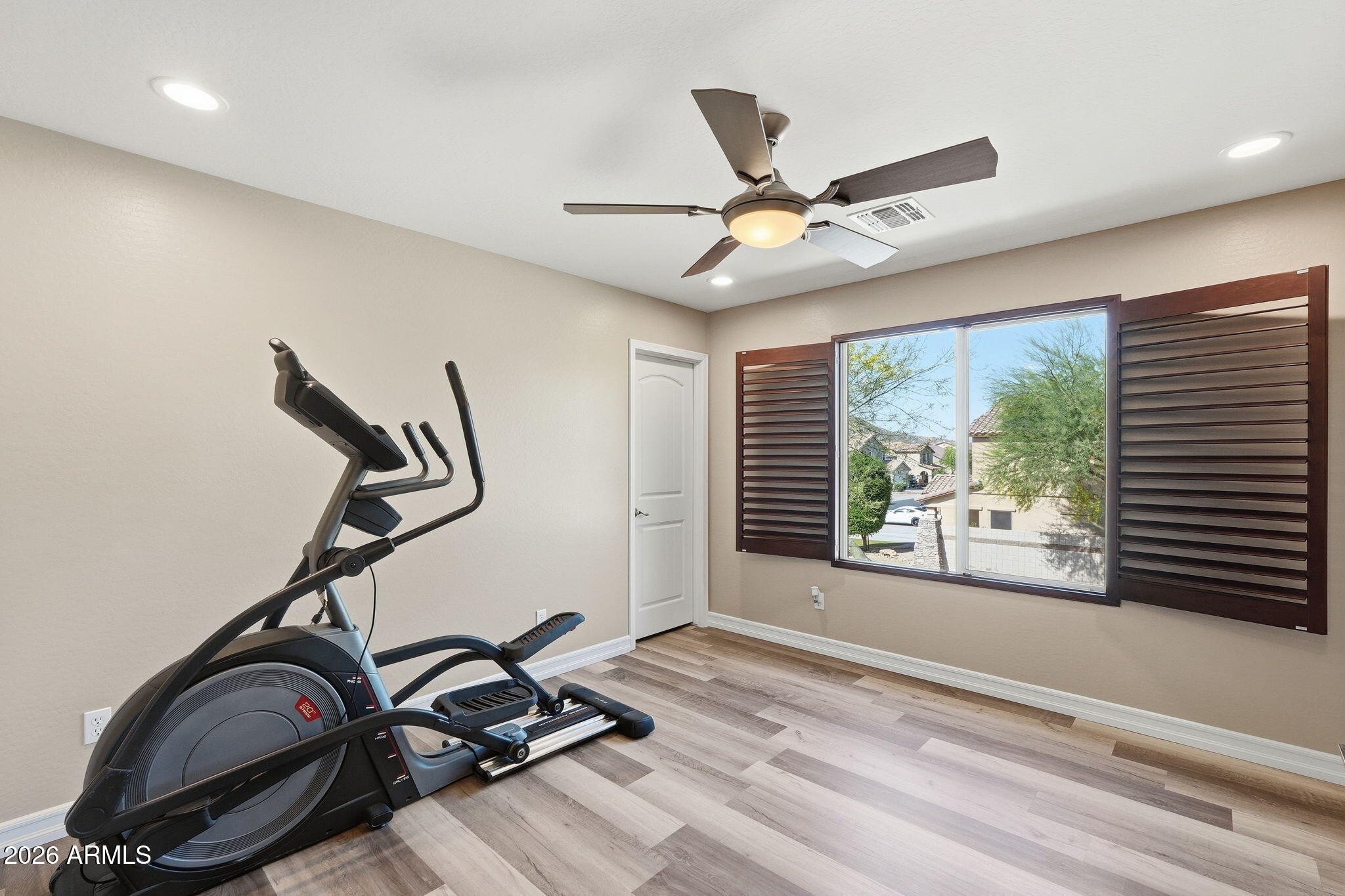 7856 W ROCK SPRINGS Drive