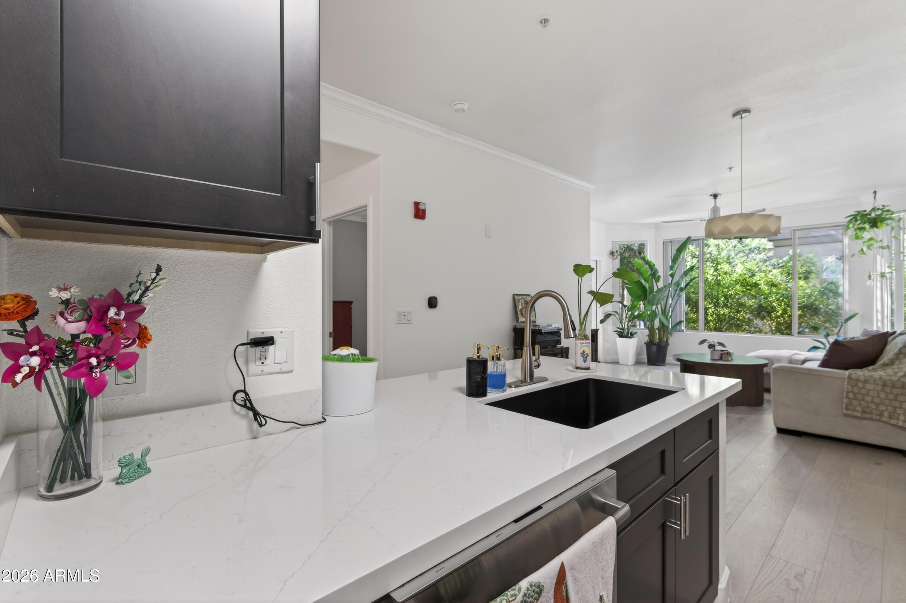 435 W RIO SALADO Parkway 112