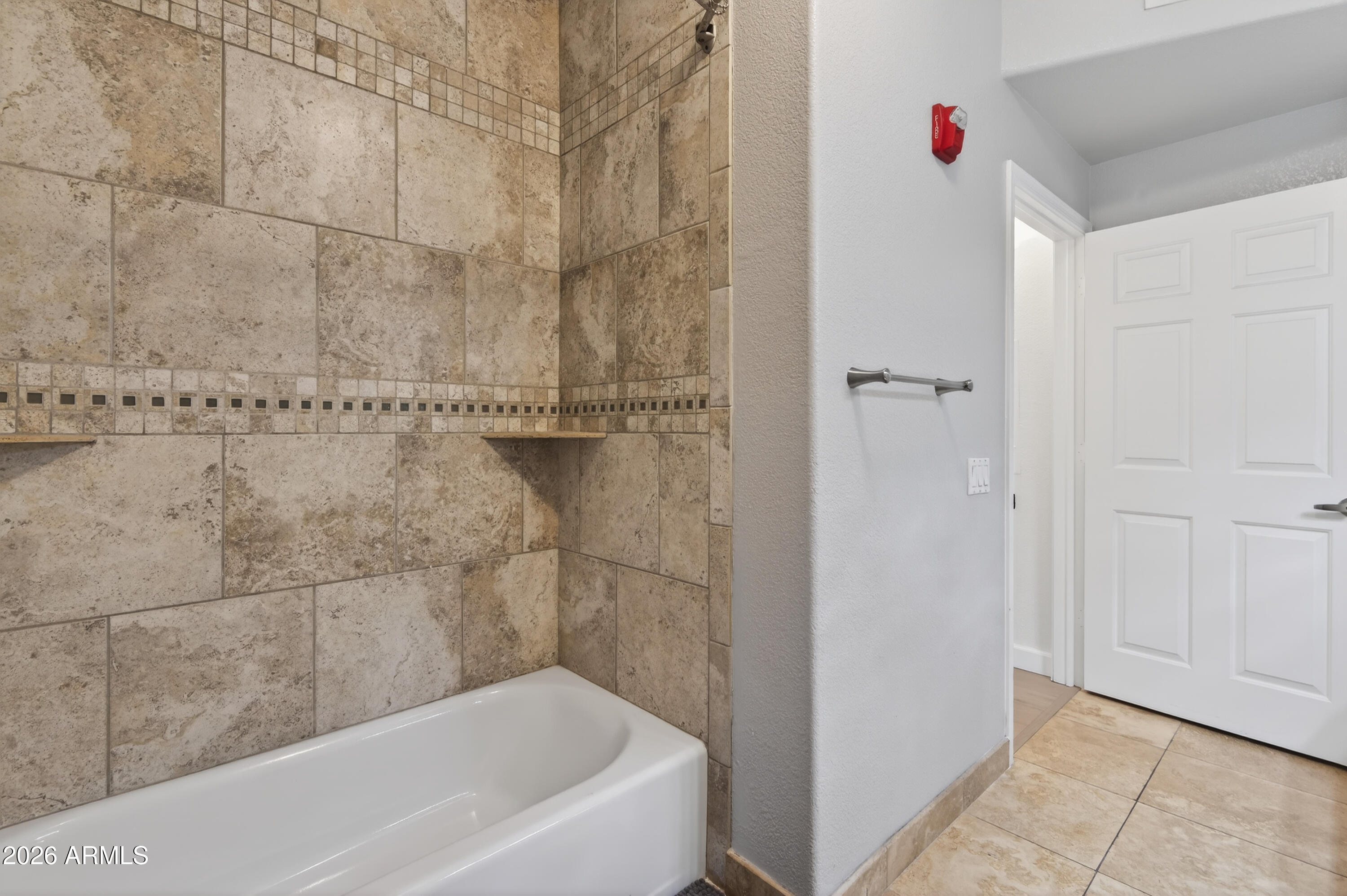435 W RIO SALADO Parkway 112