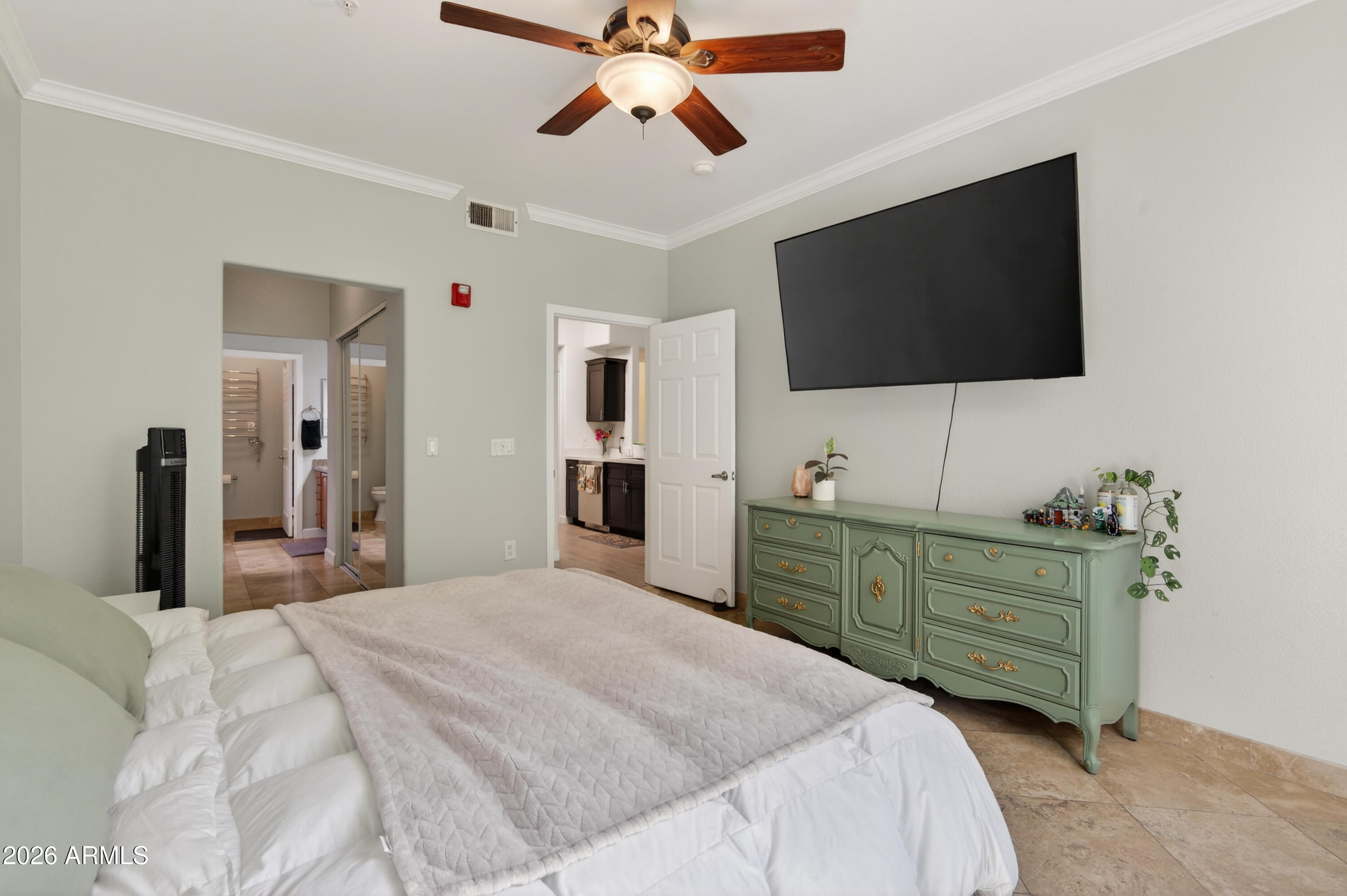 435 W RIO SALADO Parkway 112