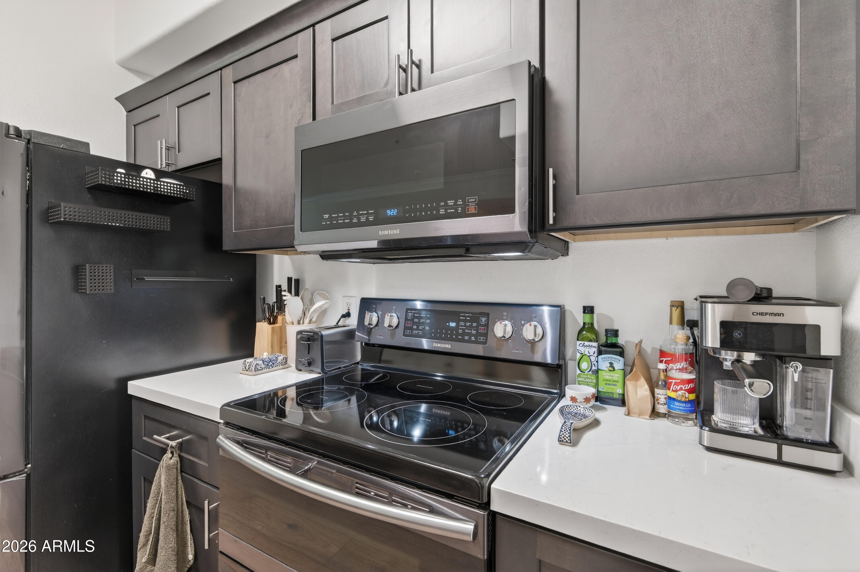 435 W RIO SALADO Parkway 112
