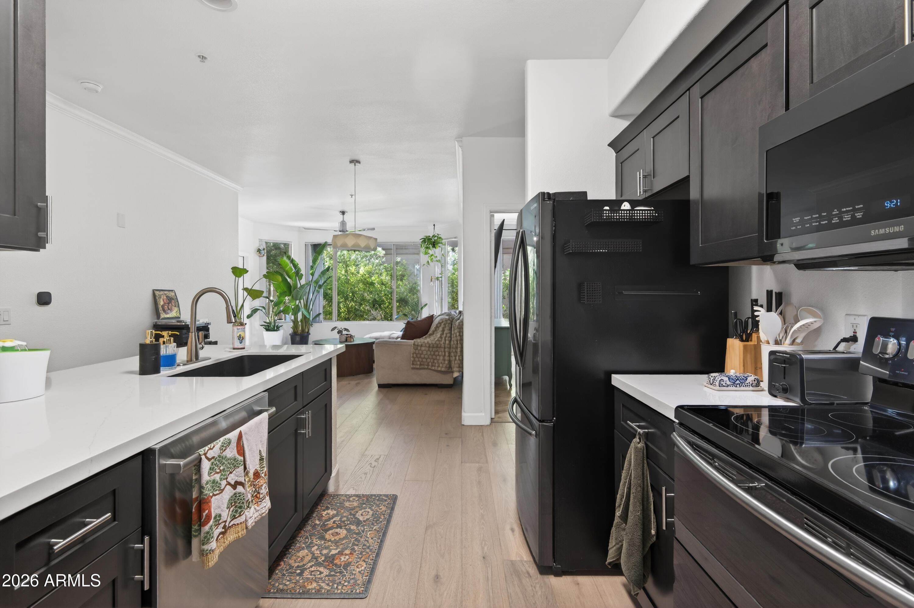 435 W RIO SALADO Parkway 112
