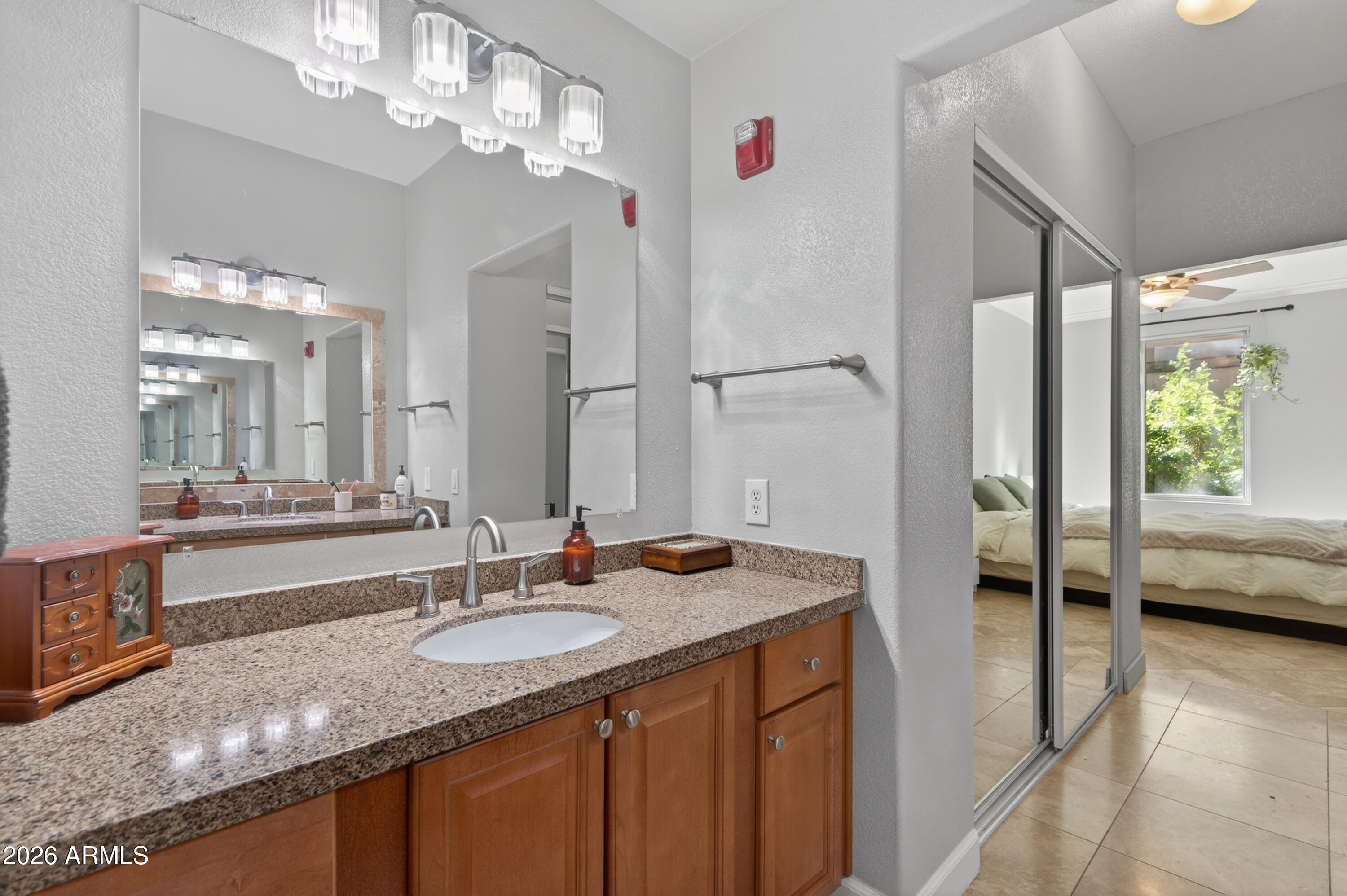435 W RIO SALADO Parkway 112